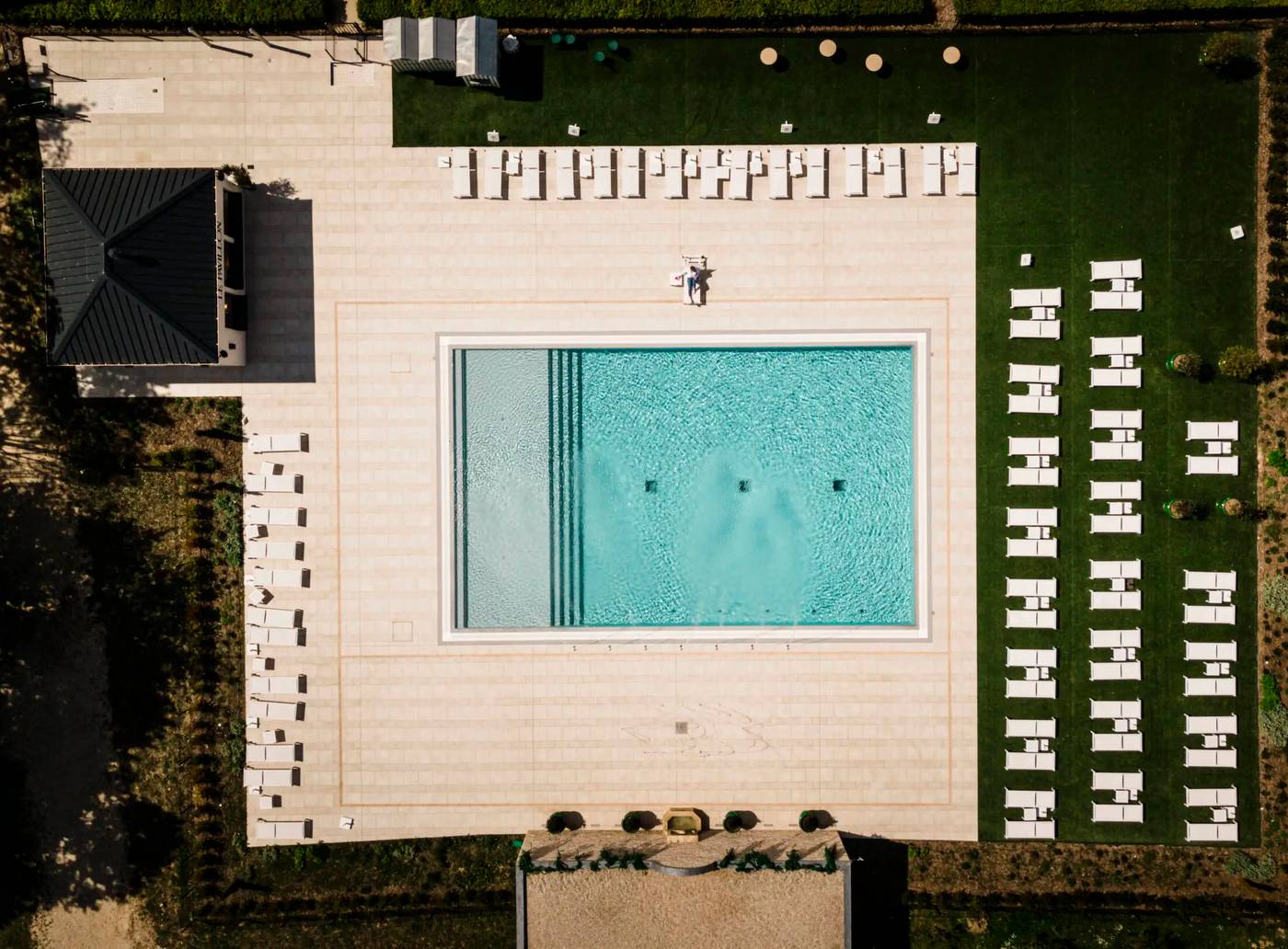 Dream-Castle-Paris-Pool-43