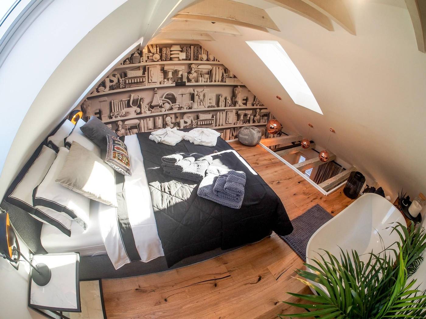 La-Vita-e-Bella-IV-Room-19