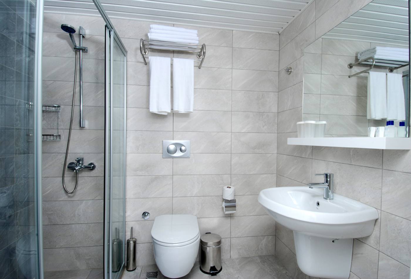 Kleopatra-Ramira-Hotel-Room-21