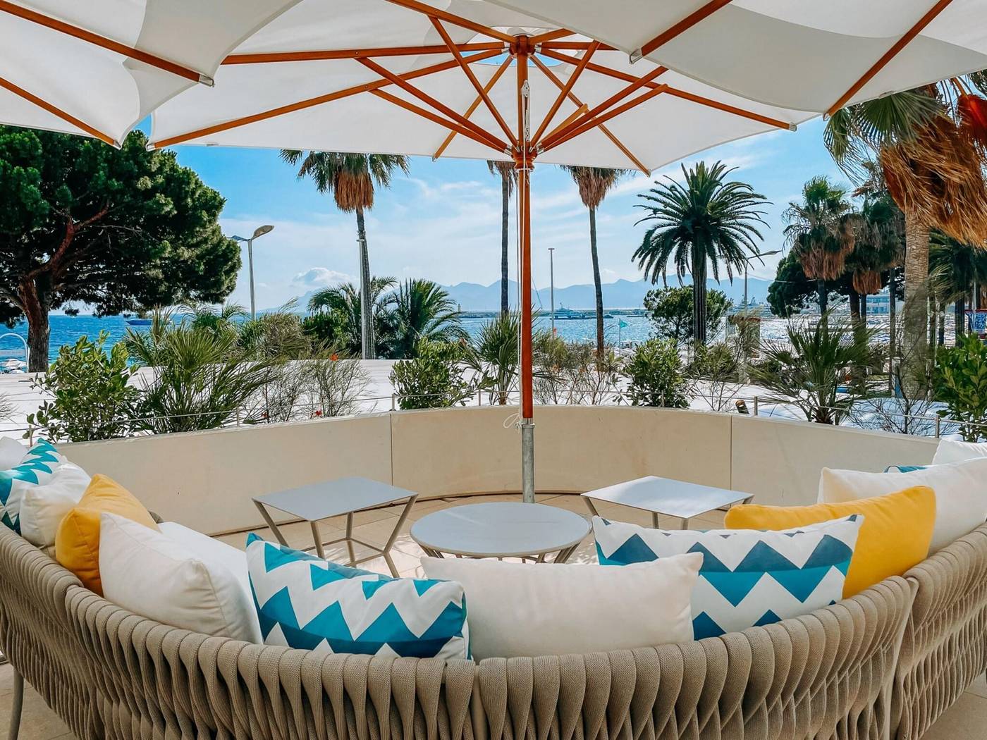 JW-Cannes-Terrace-92