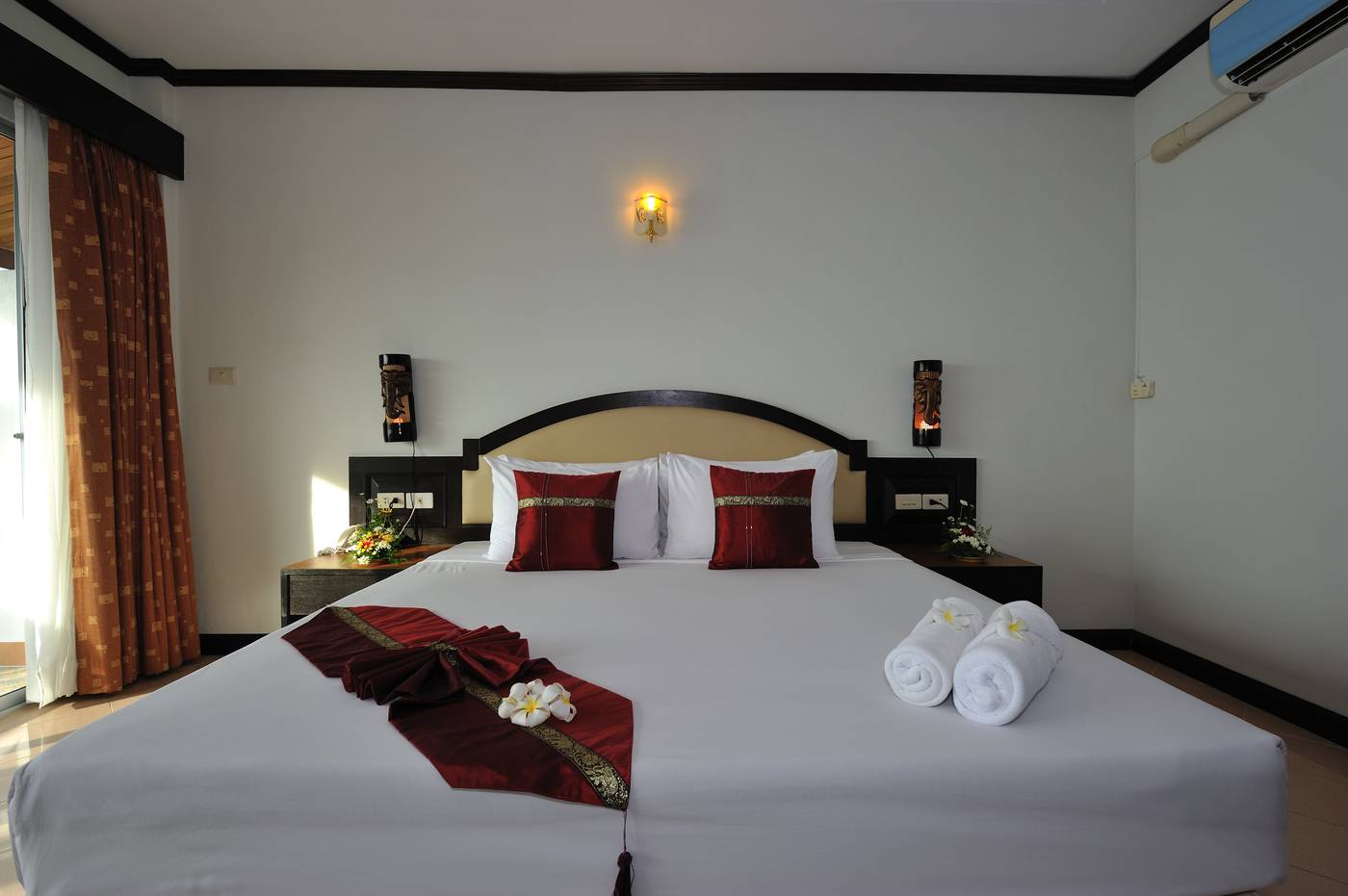 Tri-Trang-Beach-Resort-Room-24