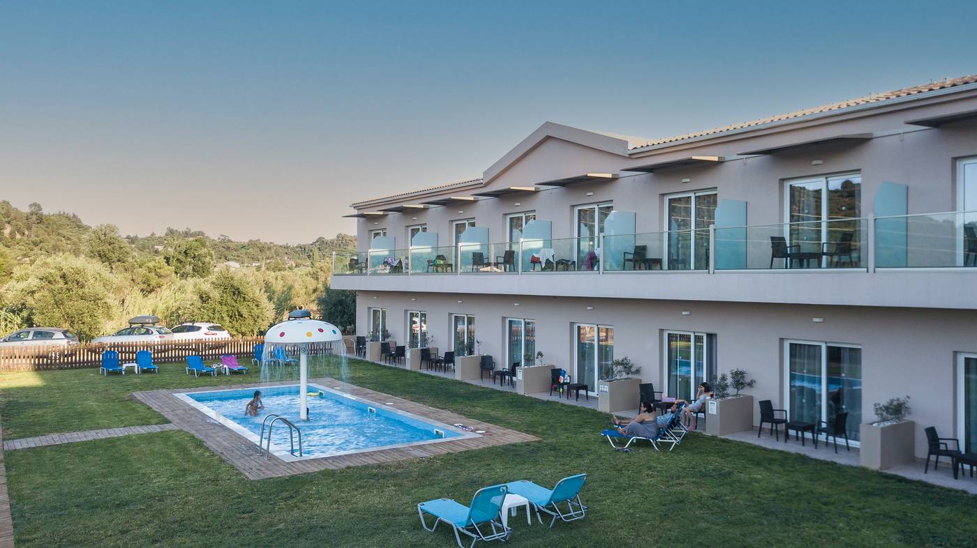Petros-Pool-16