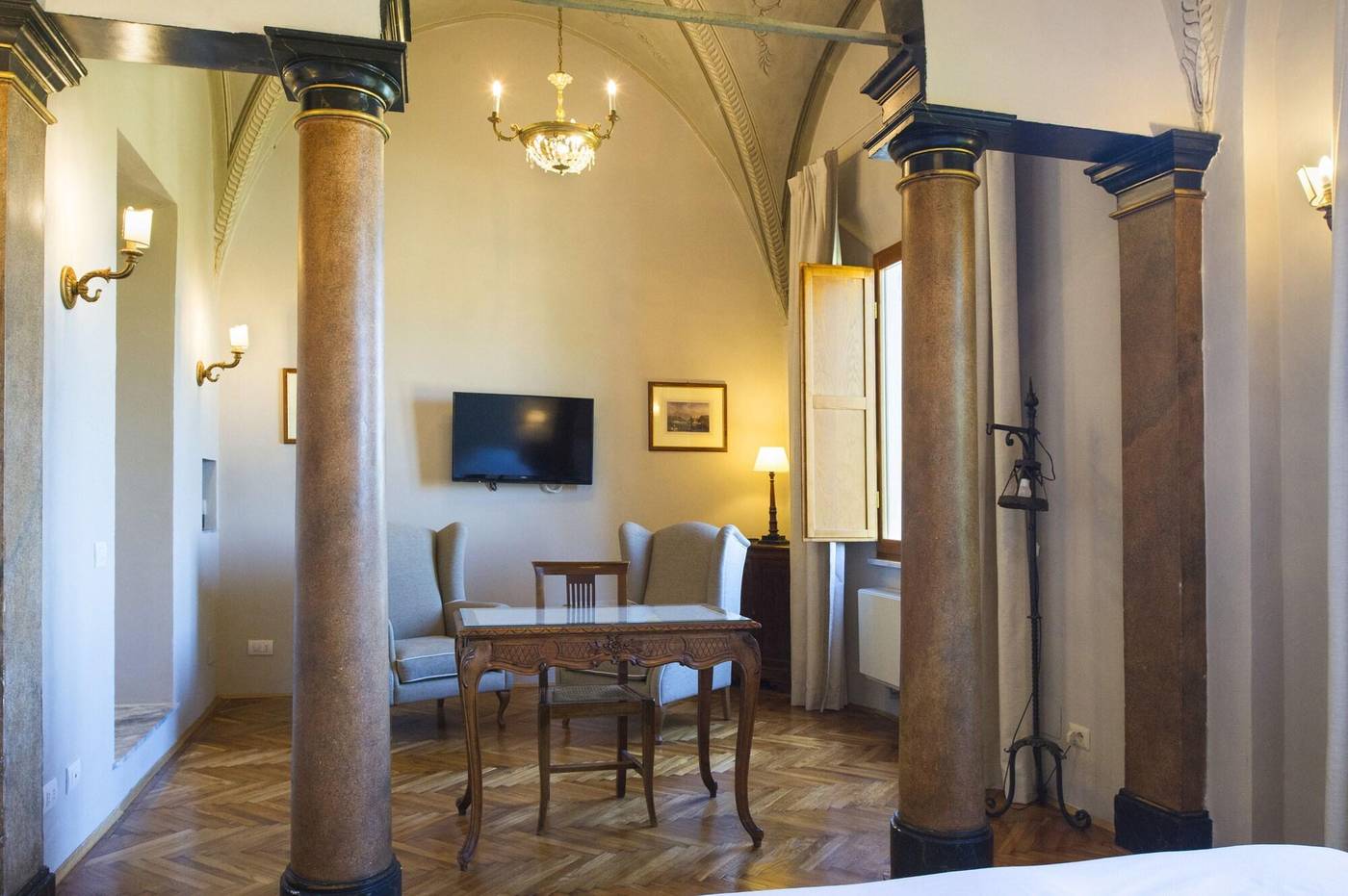 Pensione-Palazzo-Ravizza-Room-22