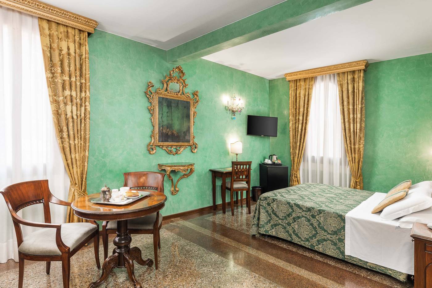 Hotel-Marconi-Room-26