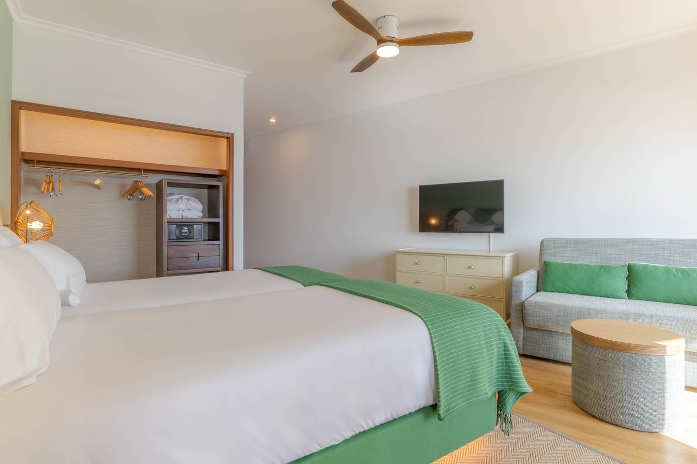 Pestana-Vila-Lido-Madeira-Room-16