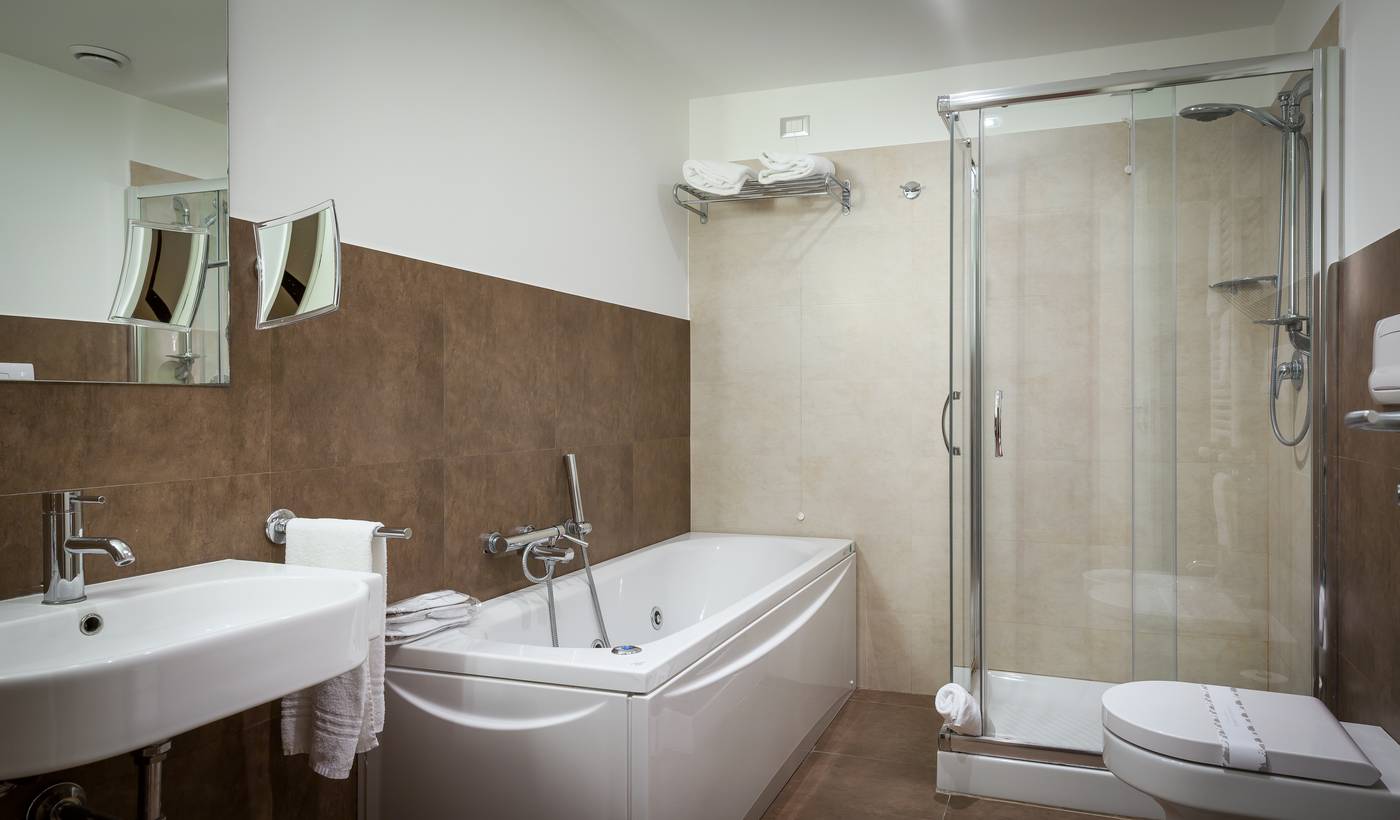 Modica-Palace-Hotel-Room-15