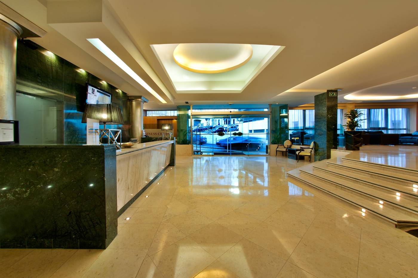 Turim-Europa-Hotel-Lobby-2
