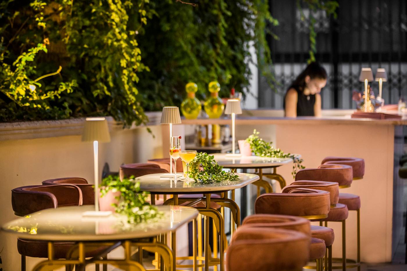 The-Alley-Hotel-Bar-10