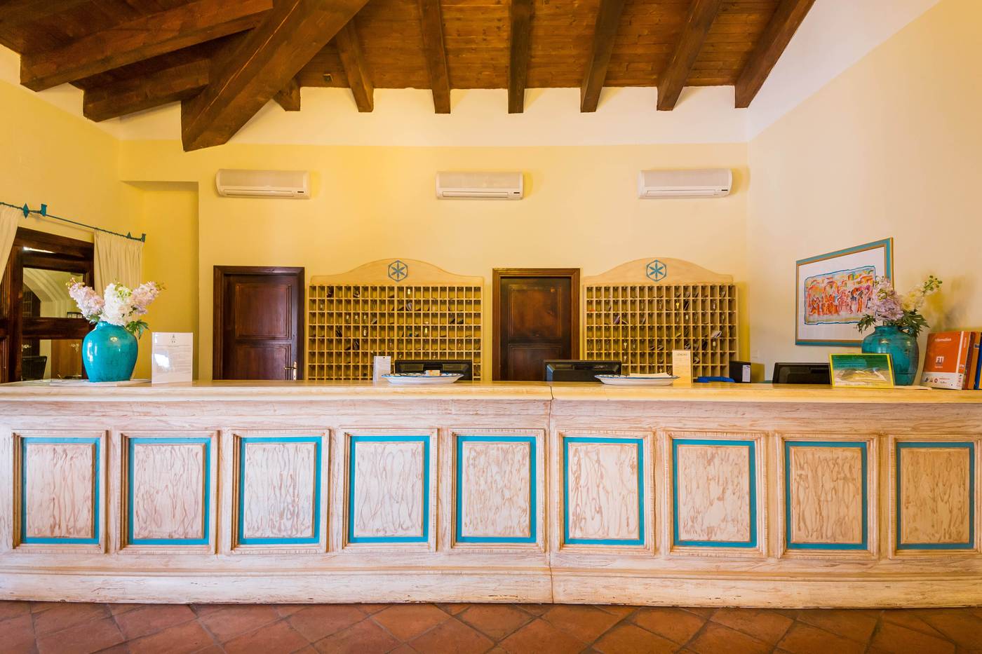 Villaggio-Baia-dei-Pini-Lobby-24