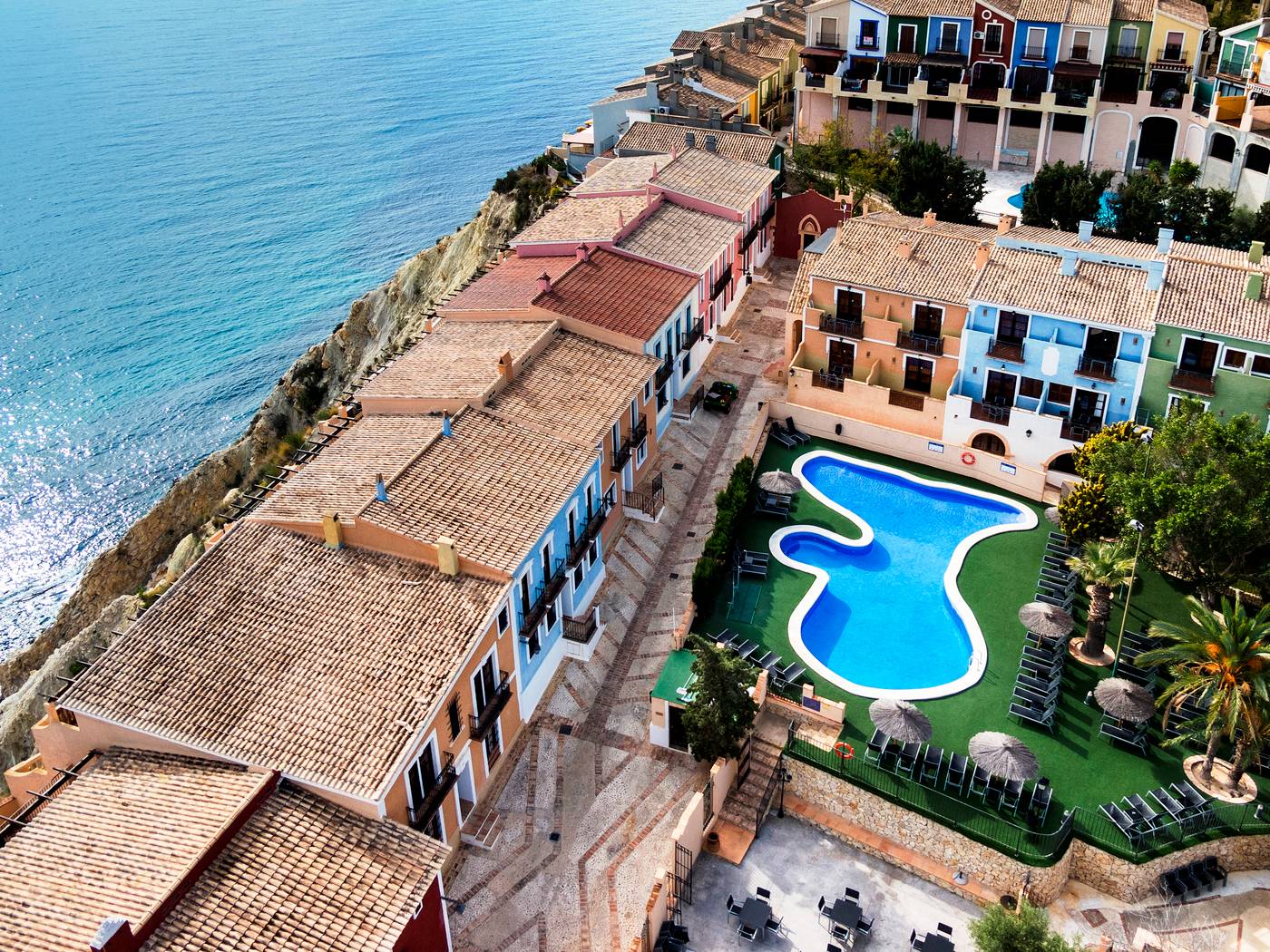 Pueblo-Acantilado-Pool-64