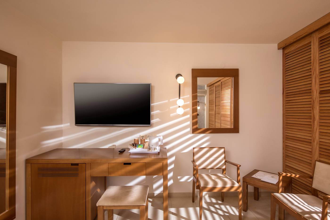 Bella-Beach-Room-36