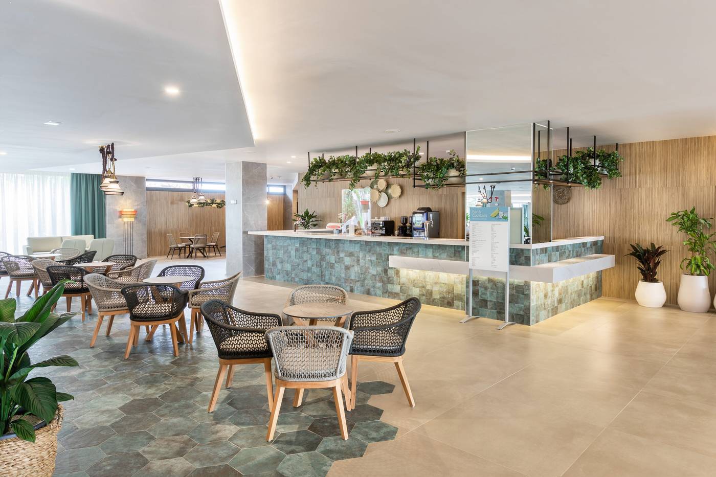 Clubhotel-Riu-Buena-Vista-Bar-35