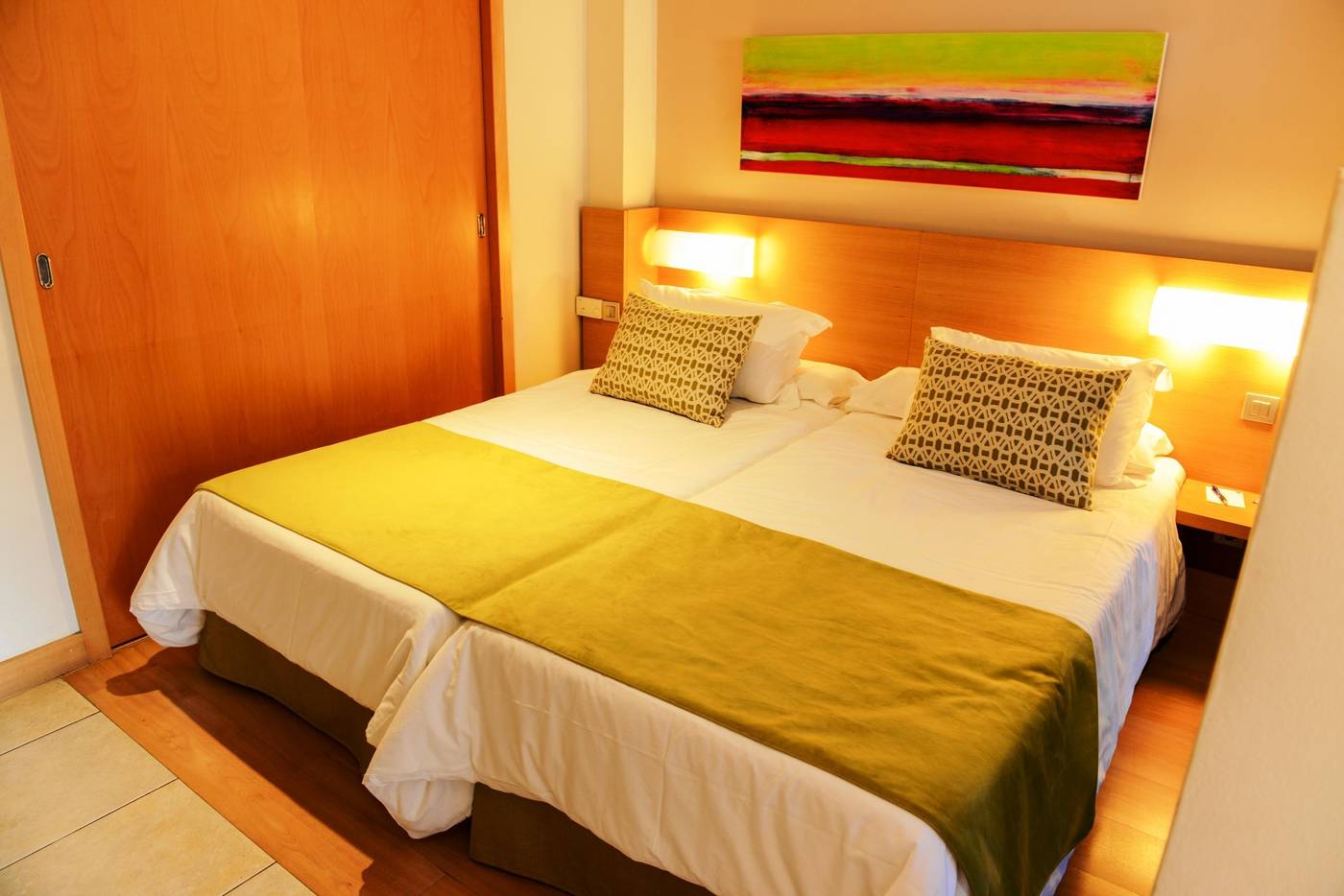 Morasol-Suites-Room-19