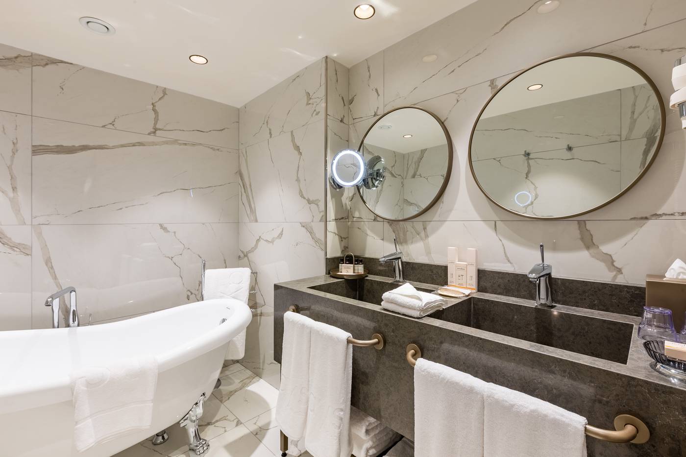 Stayso-The-House-Hotel-Room-67