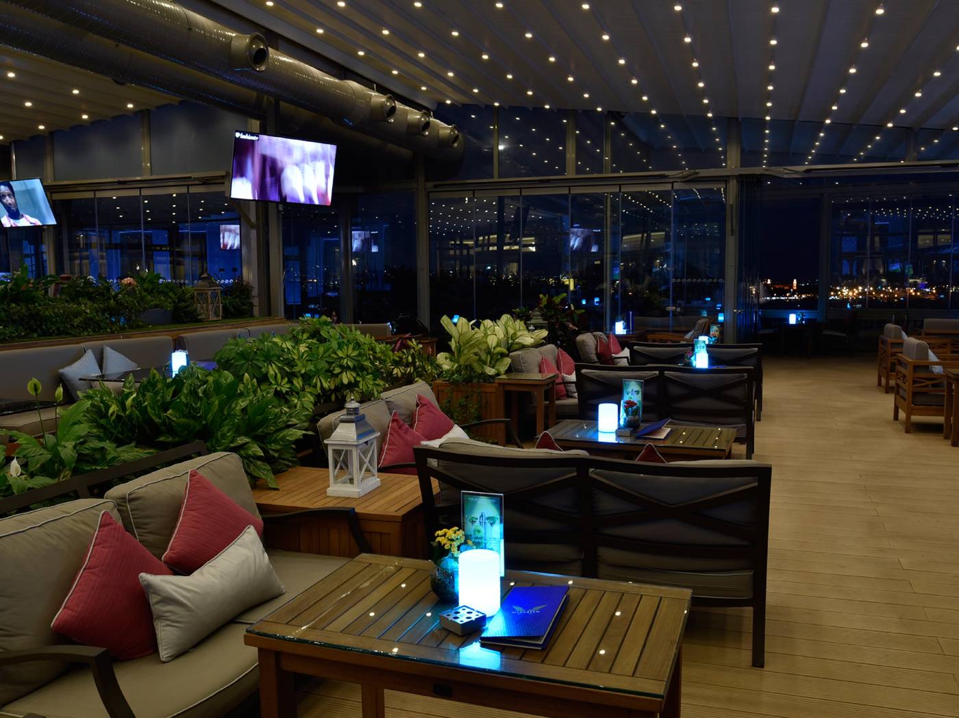 CVK-Park-Bosphorus-Hotel-Istanbul-Terrace-18