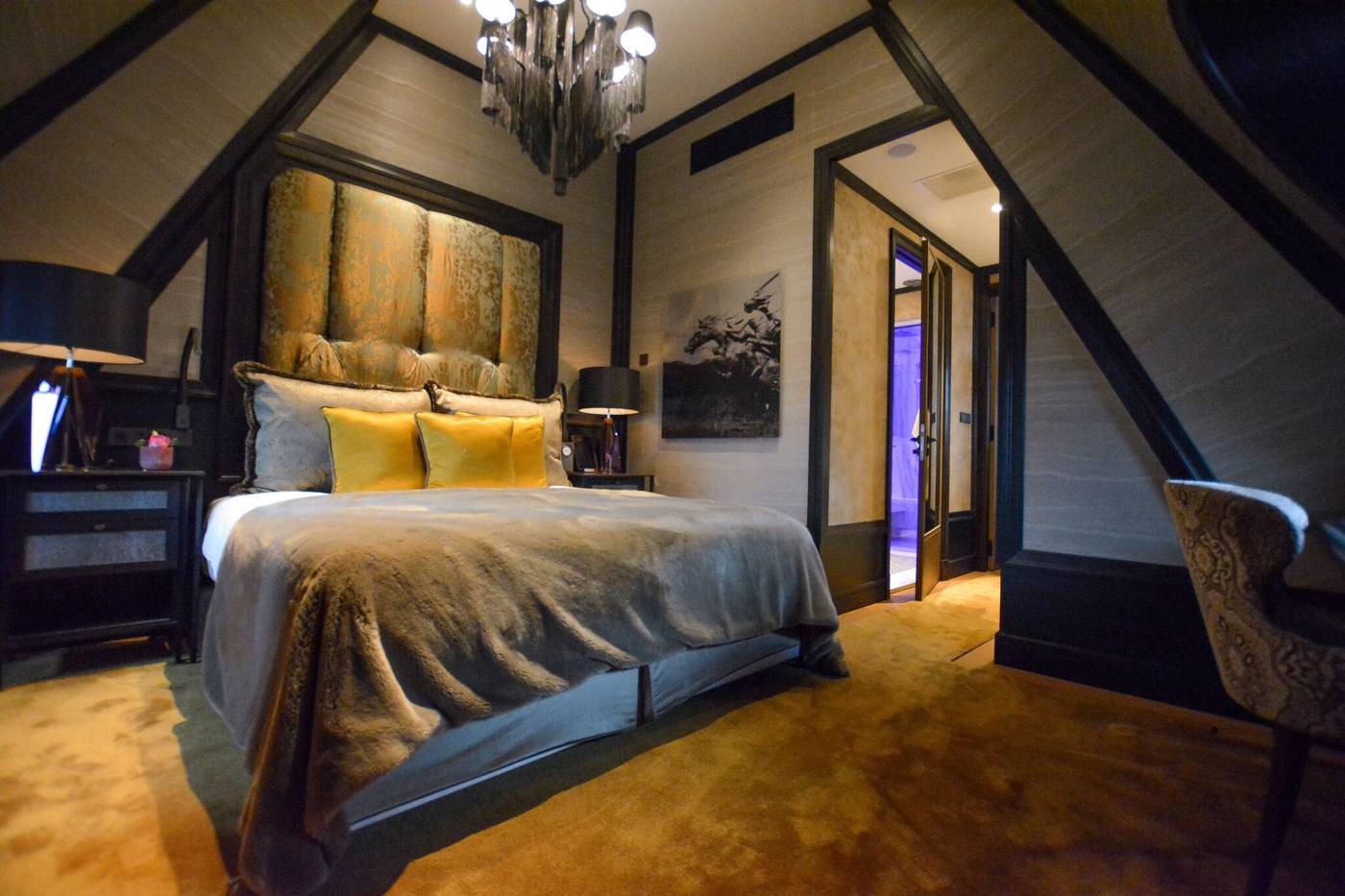 Hotel-Twentyseven-Room-42