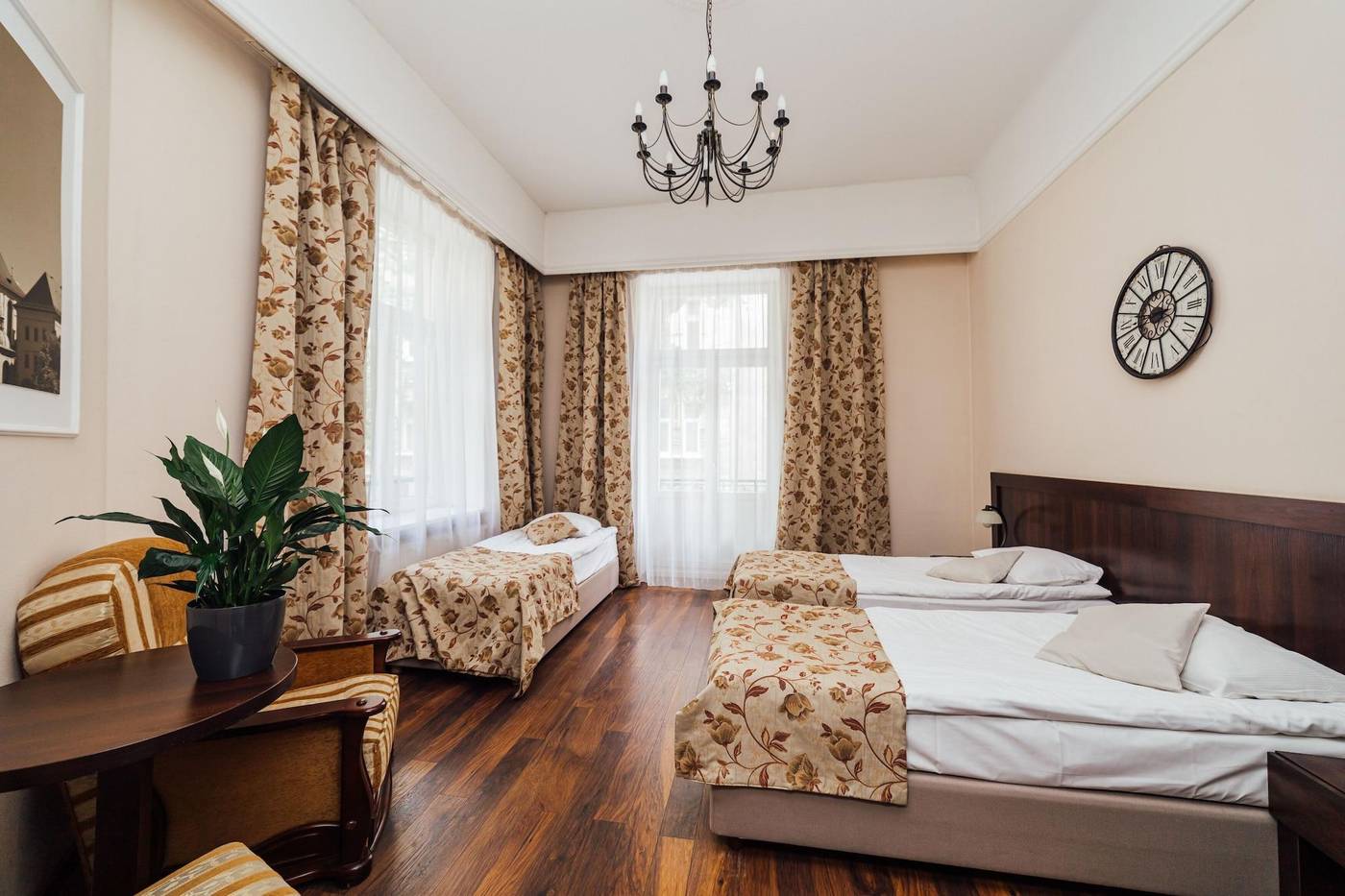 APARTMENTS-BONEROWSKA-5-Room-18