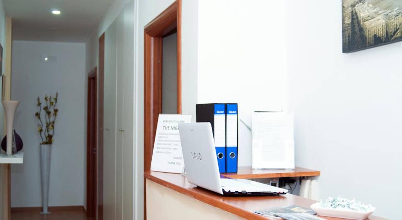 The-Night-Sorrento-Lobby-14