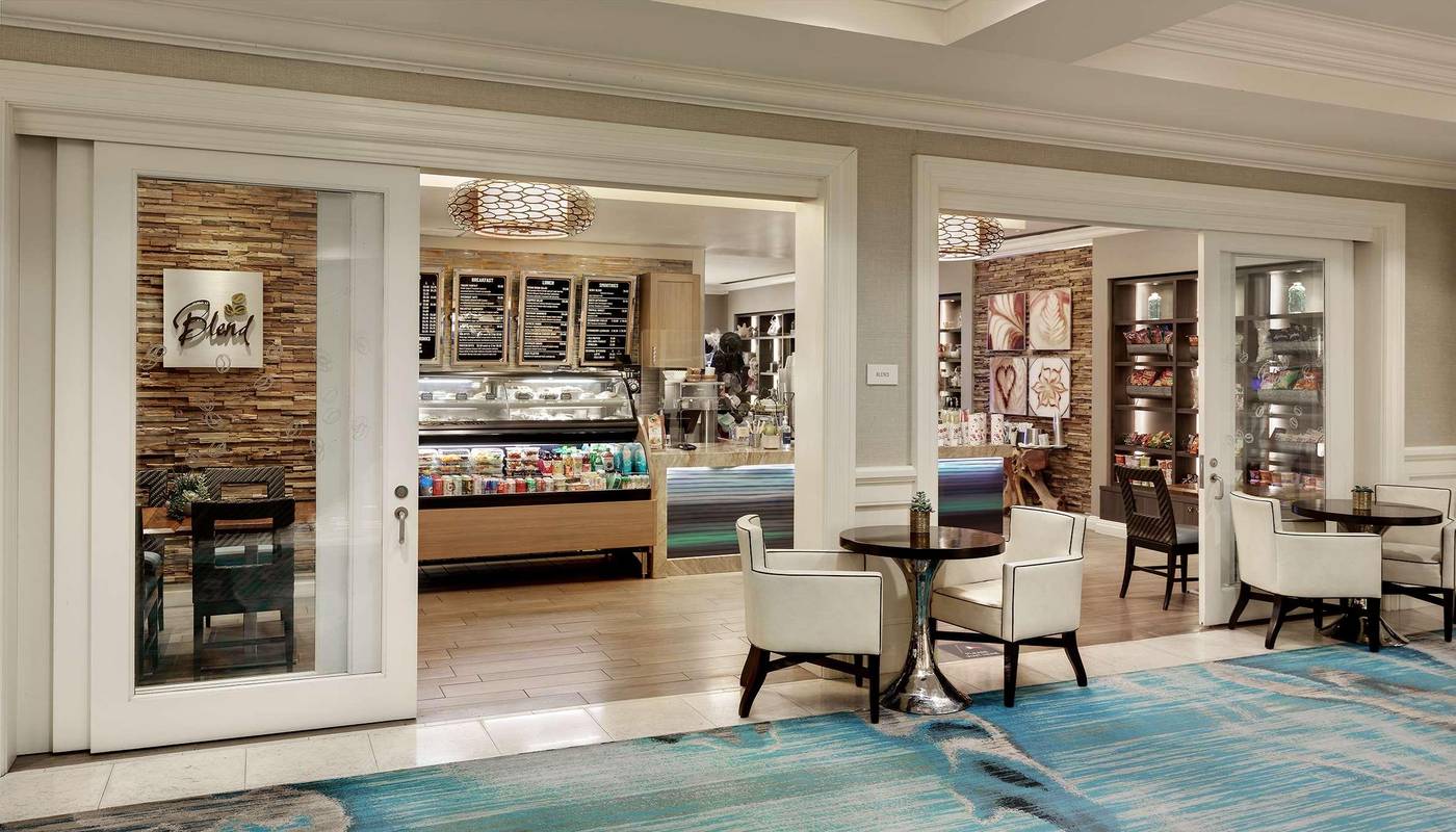 Balboa-Bay-Resort-Restaurant-8