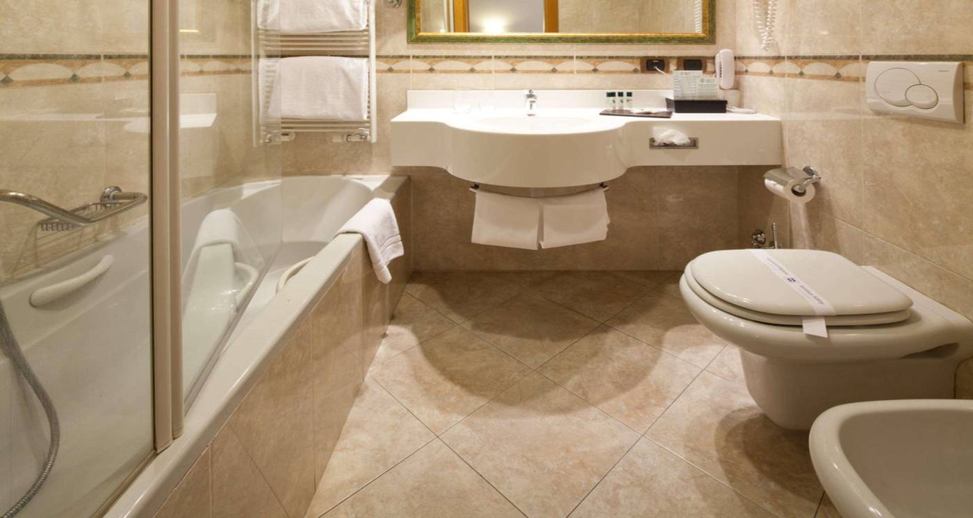 Hotel-Mirage--Sure-Hotel-Collection-by-Best-Wester-Room-35