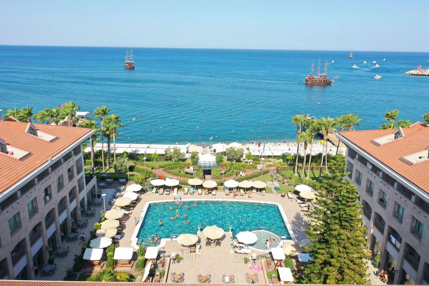 Fame-Residence-Kemer-General-view-6