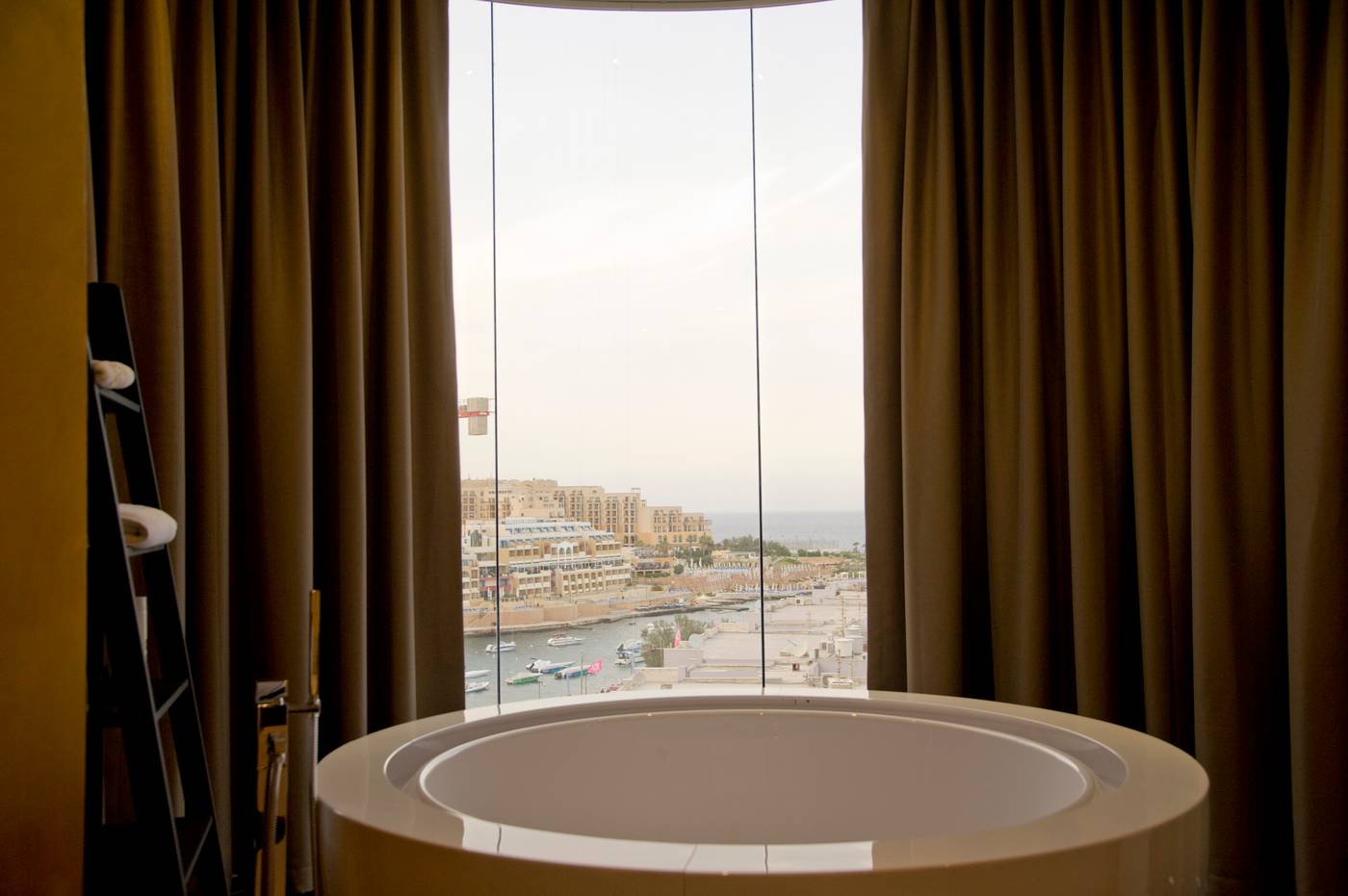 Hugo-s-Boutique-Hotel-Room-25