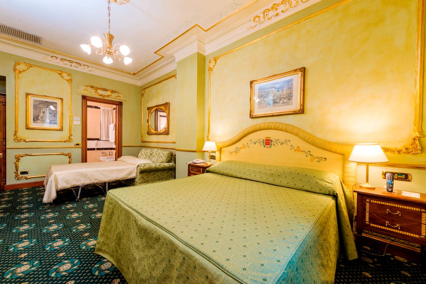 Grand-Hotel-Wagner-Room-9