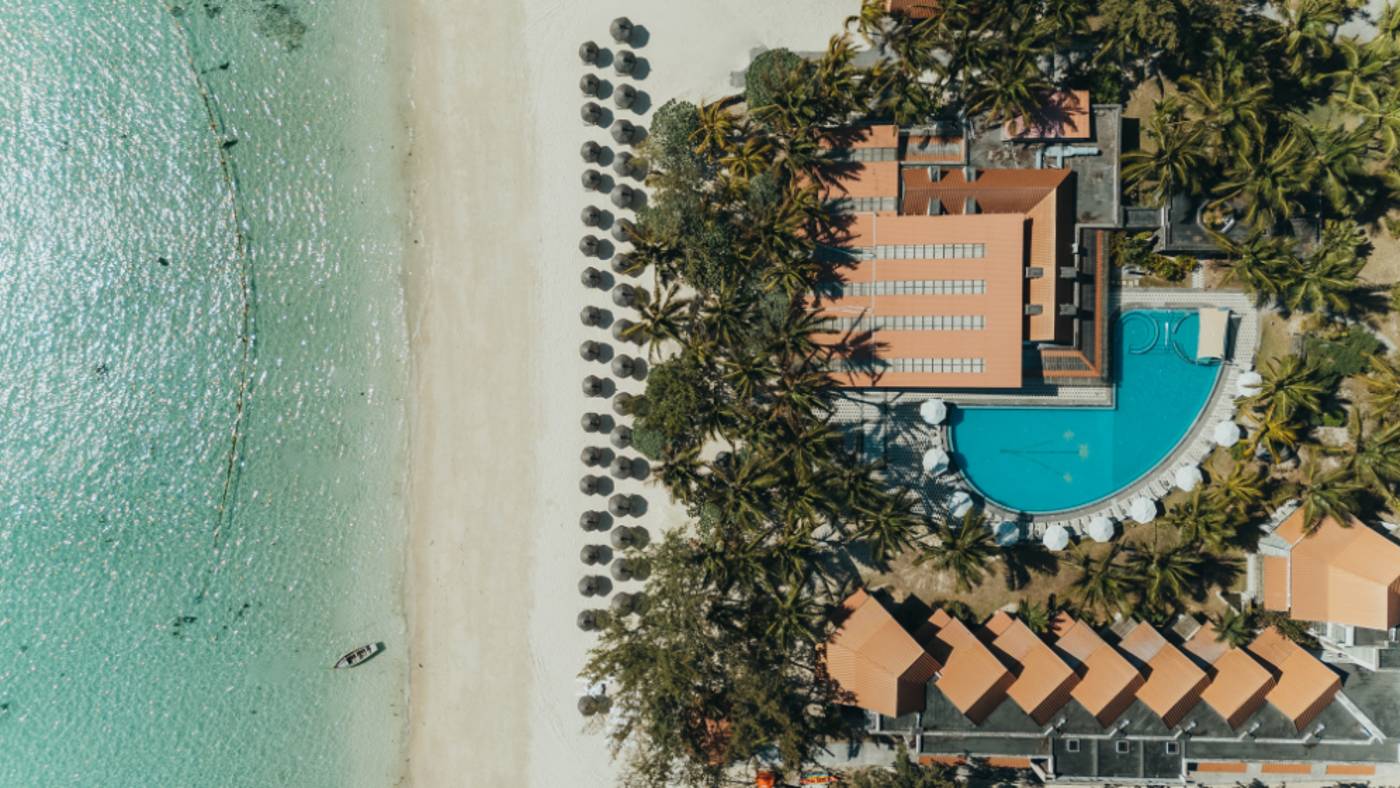 Crystals Beach Resort 26.11