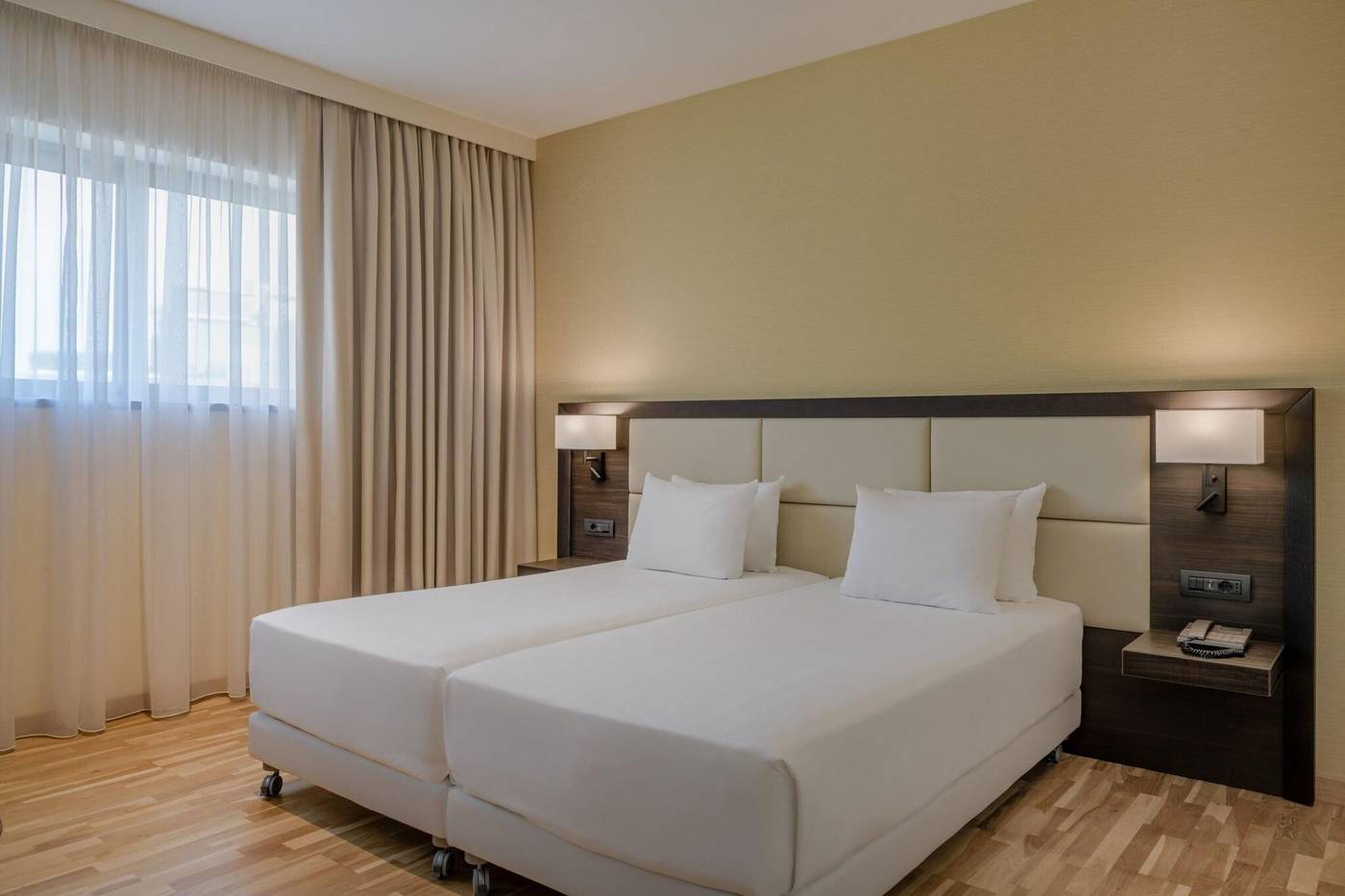 Ac-Hotel-By-Marriott-Milan-Sesto-Room-31