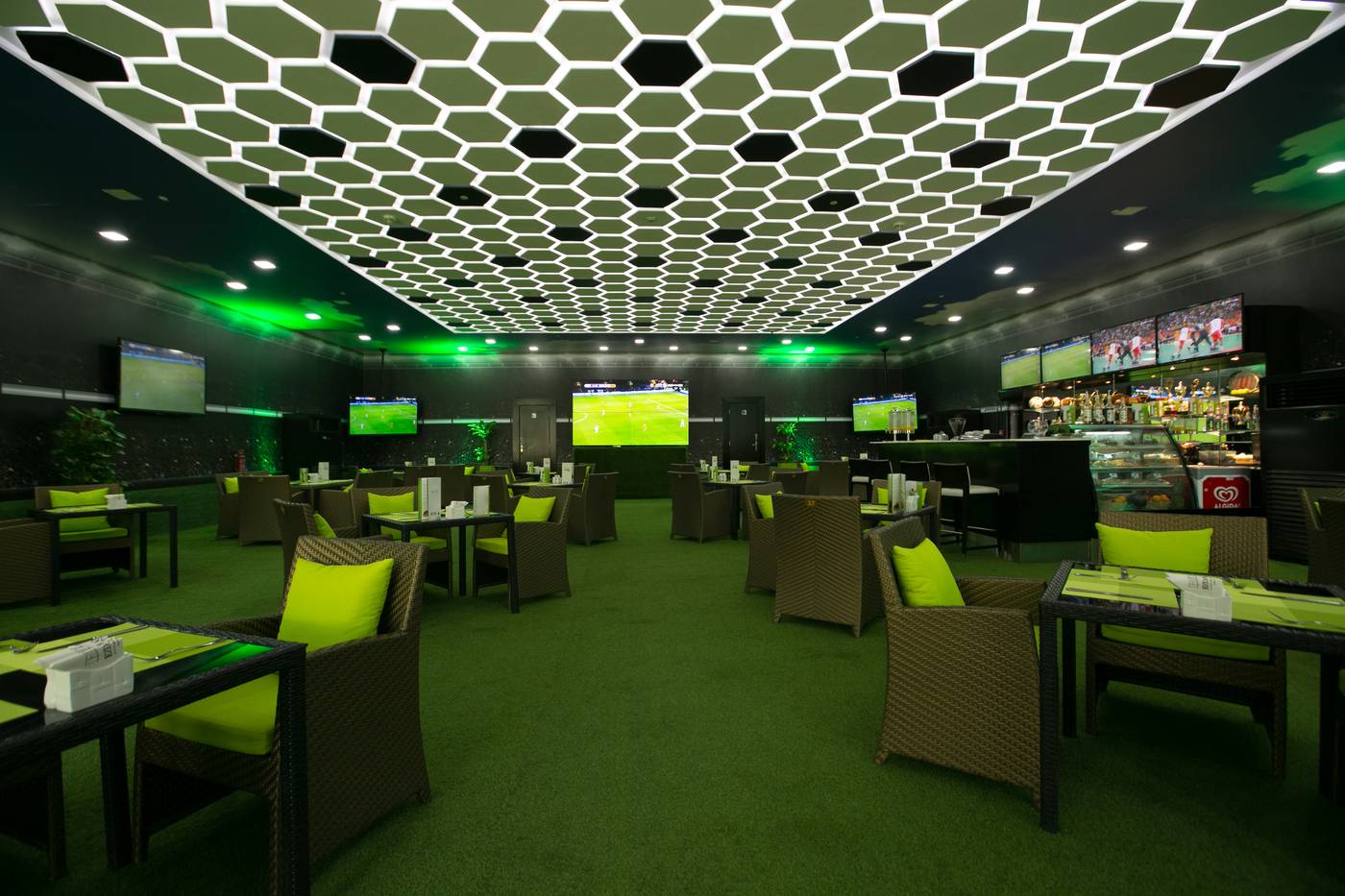 Ezdan-Residences-West-Bay-Sports-and-Entertainment-11