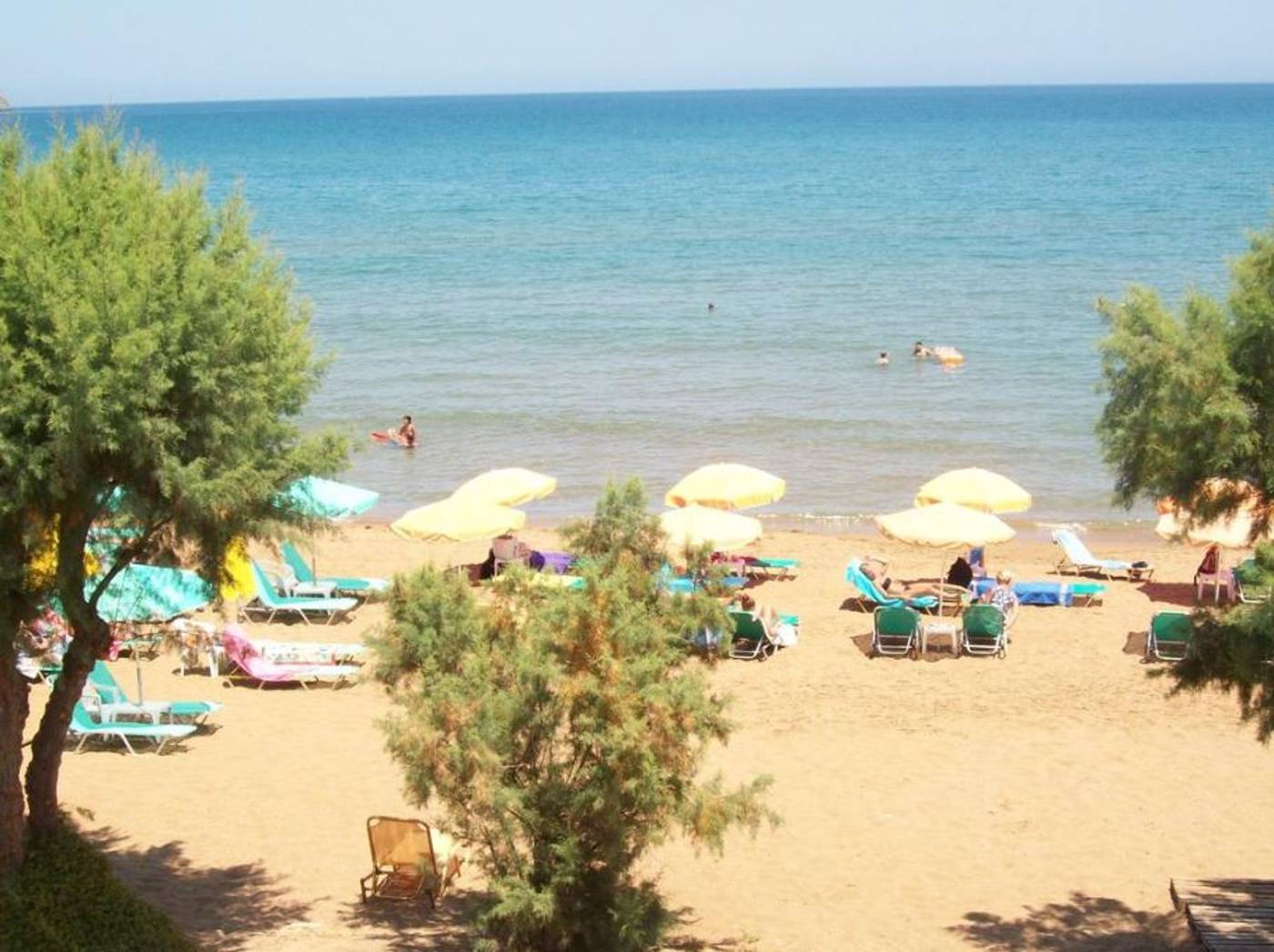 Kato Stalos Beach