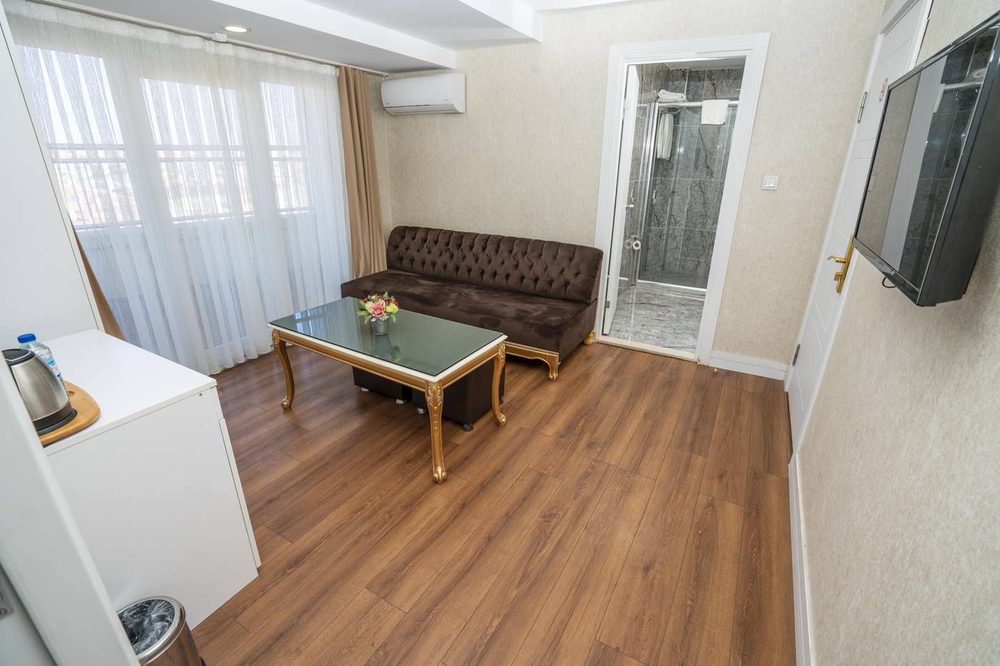 Kunlun-Kensington-Hotel-Istanbul-Room-8