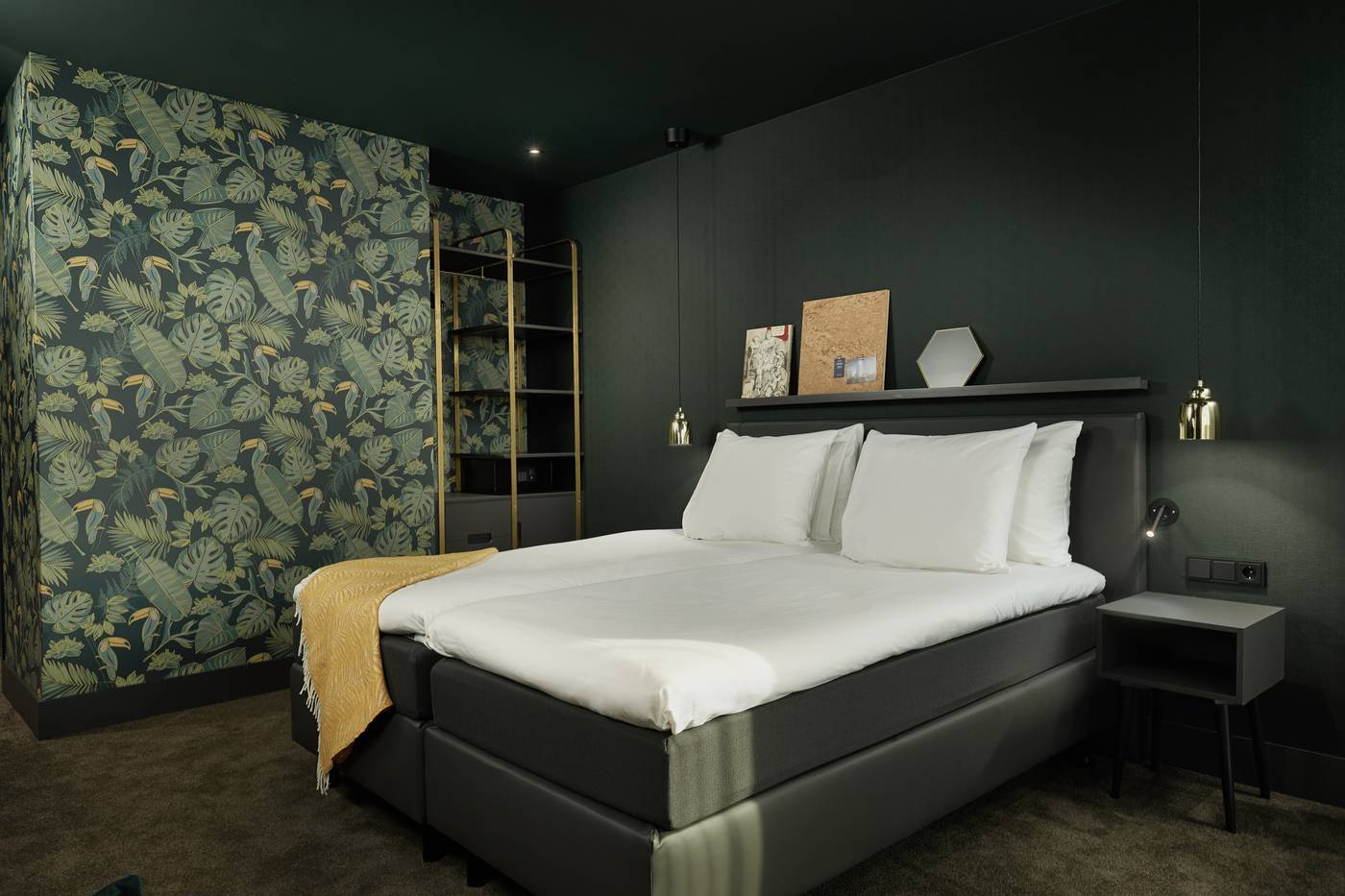 Van-der-Valk-Hotel-Amsterdam---Amstel-Room-21