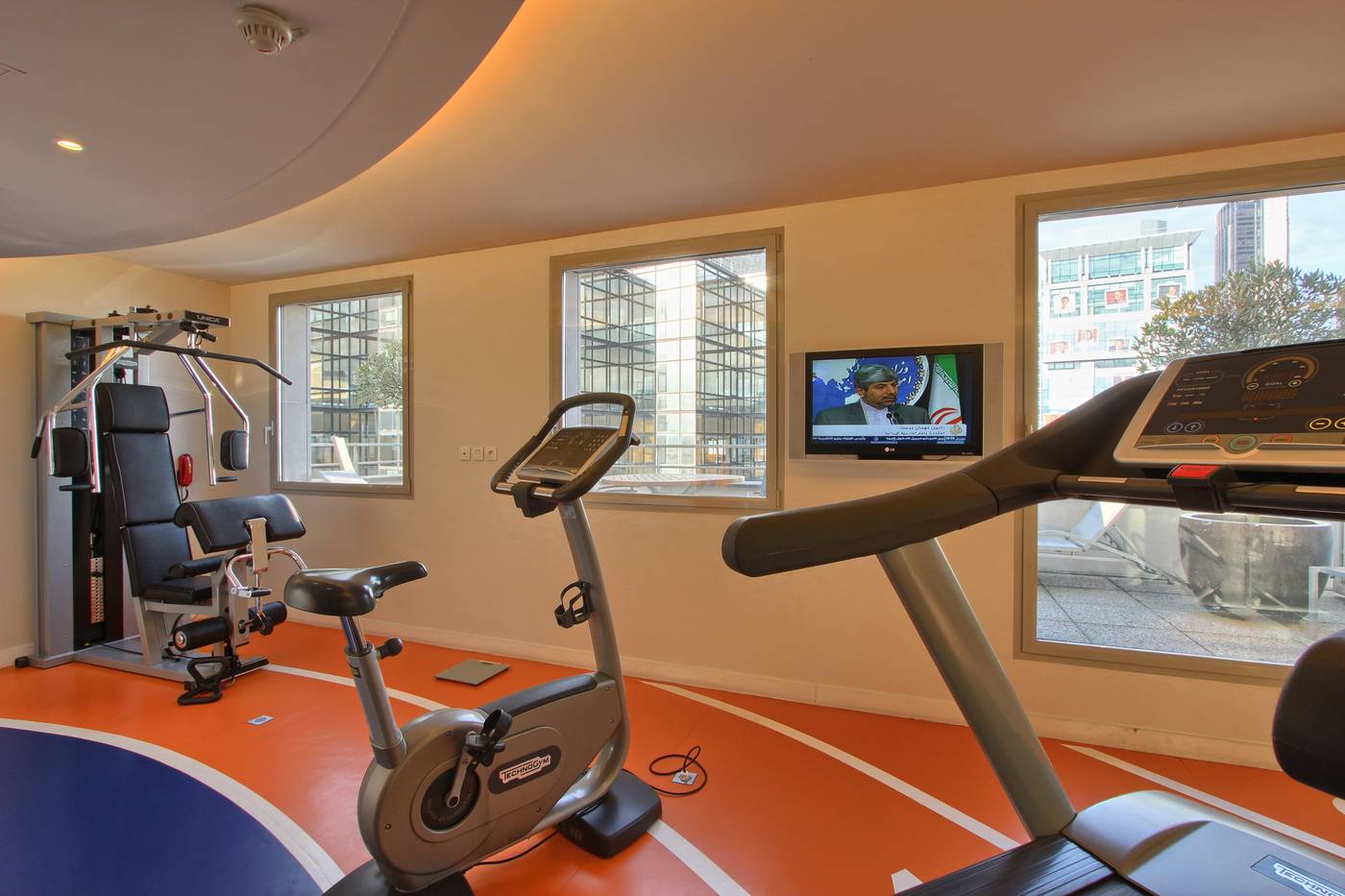 Novotel-Paris-Centre-Gare-Montparnasse-Sports-and-Entertainment-75