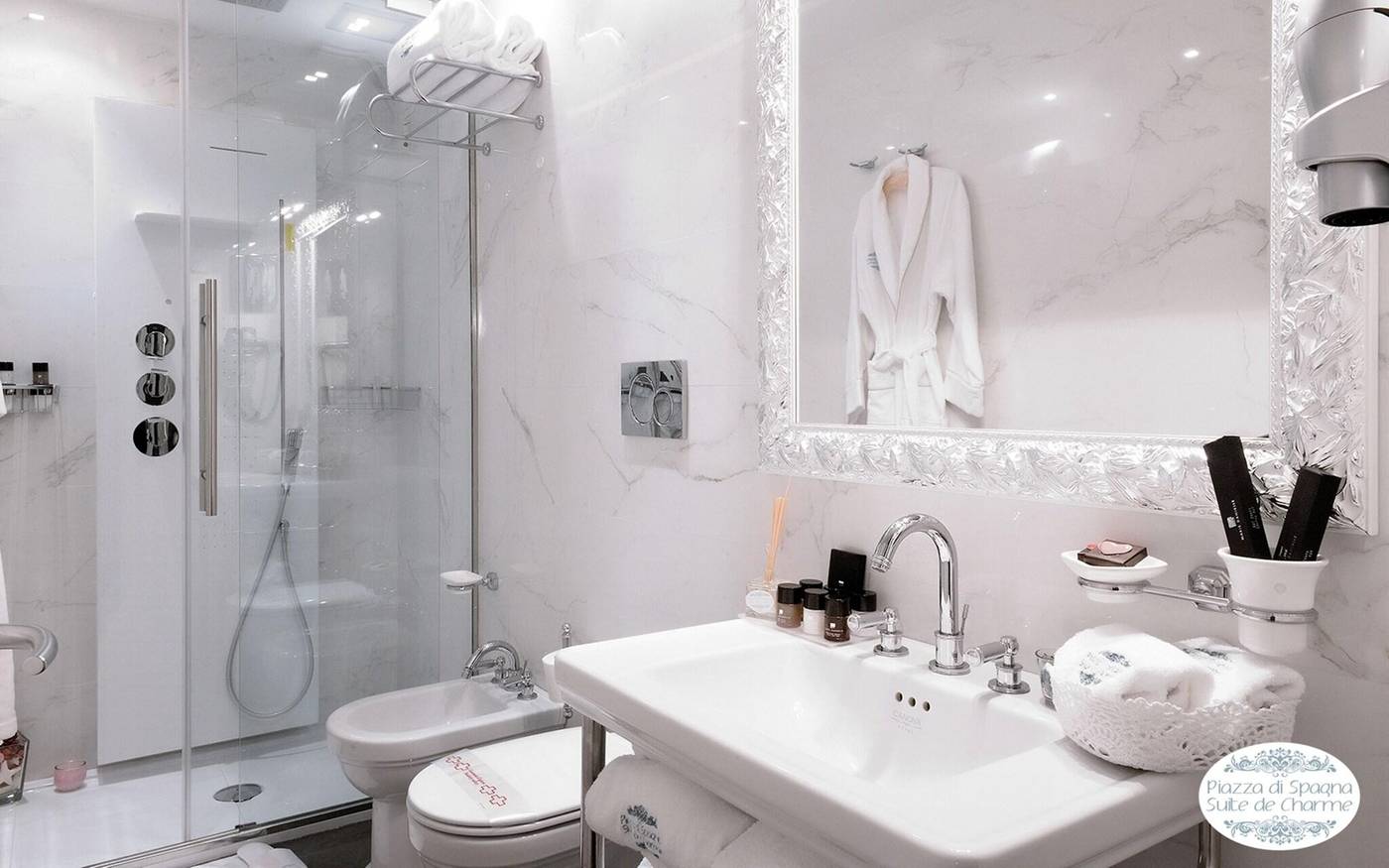 Piazza-Di-Spagna-Suite-De-Charme-Room-25