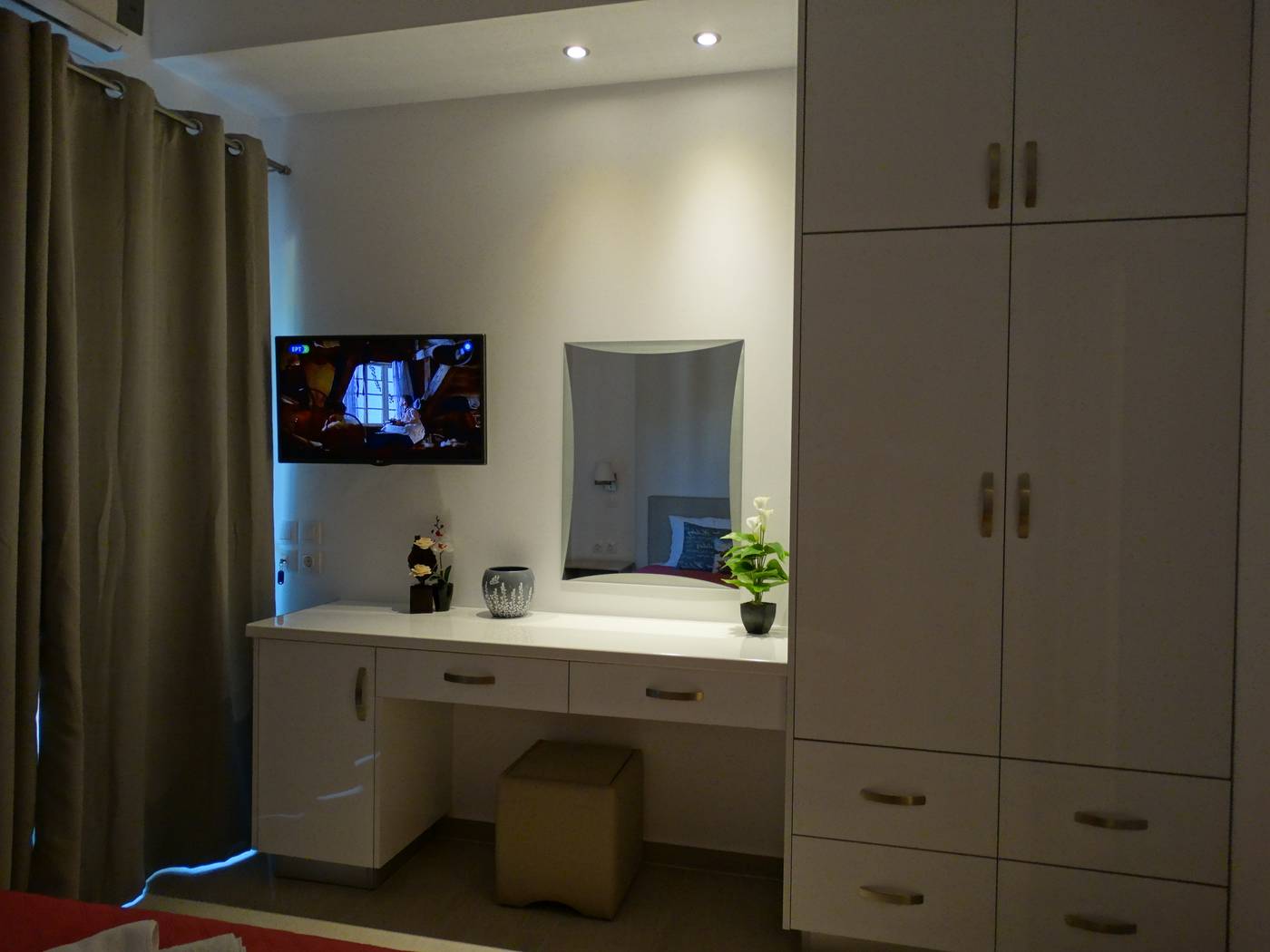 Makis-Apartments-Room-43