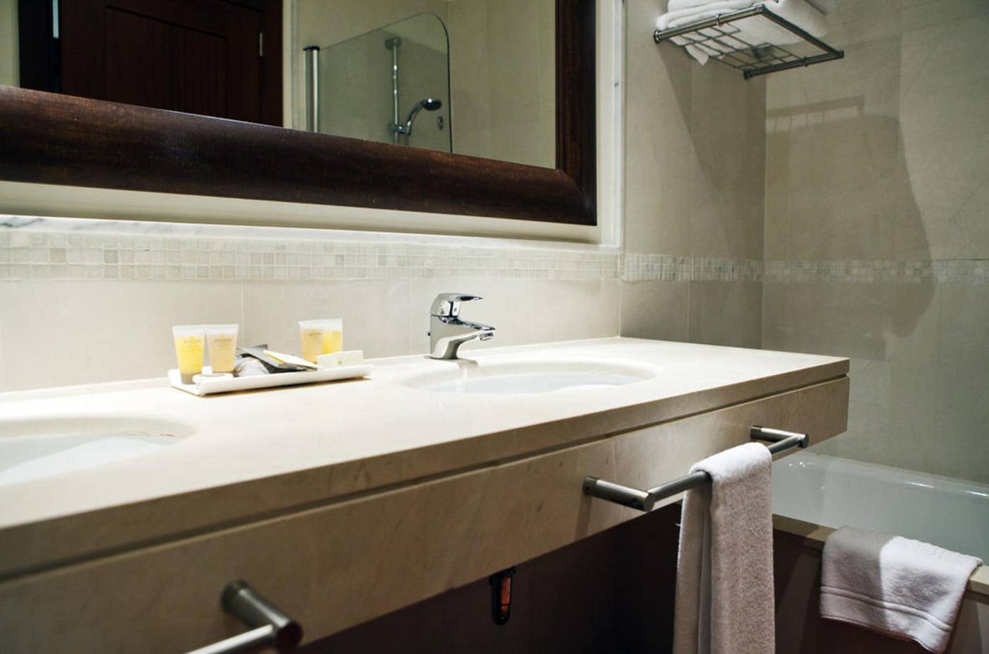 Puerto-Antilla-Grand-Hotel-Room-23