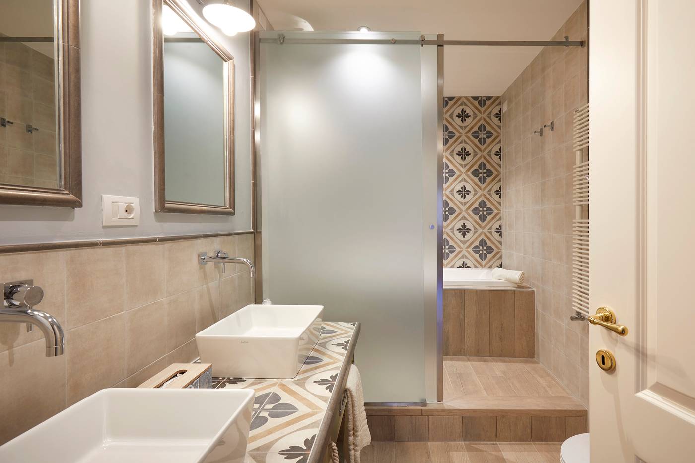 Tenuta di Artimino Melia Collection