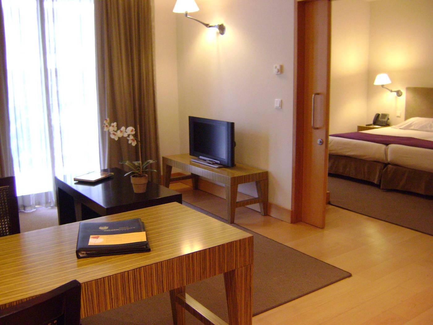 Golden-Residence-Hotel-Madeira-Room-22