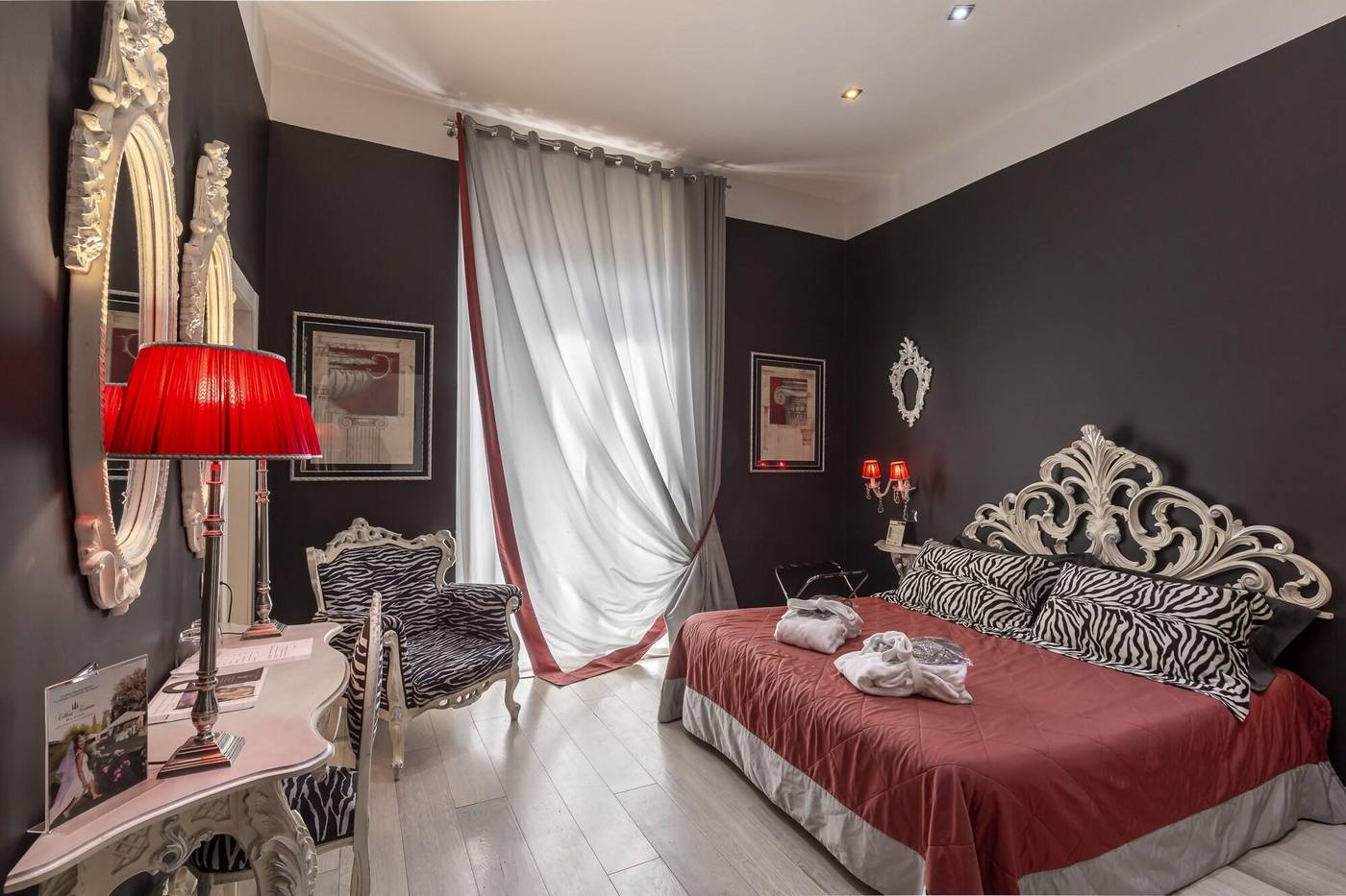 Columbia-Charming-Spa-Room-34