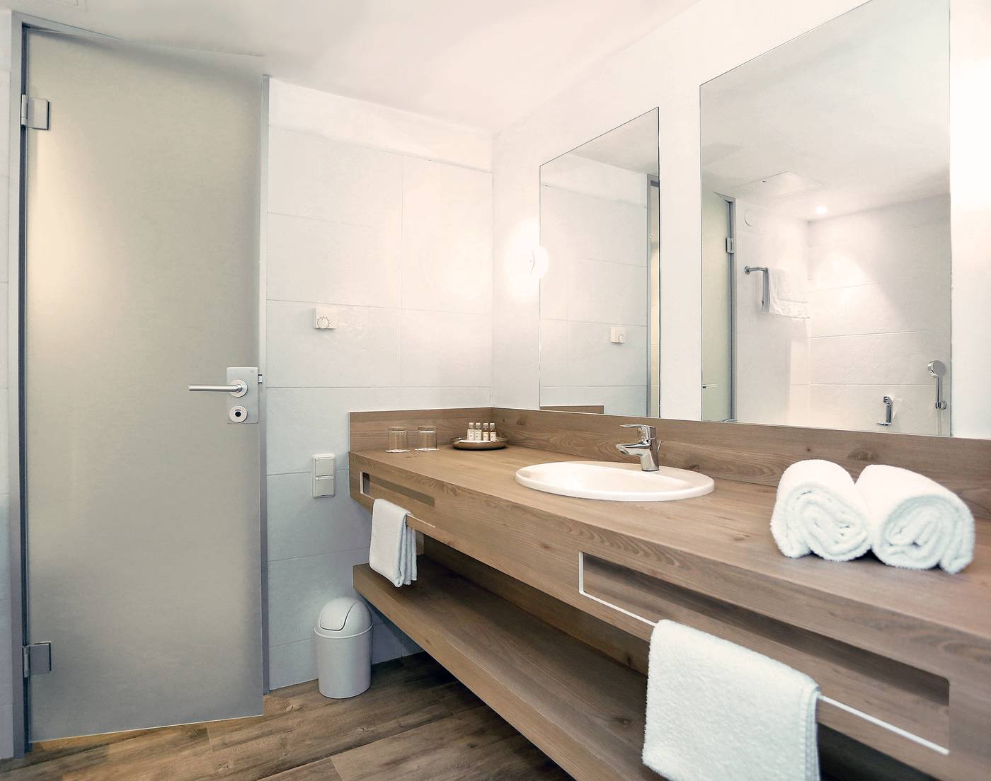 Falkenstener-Funmation-Bork-Room-23