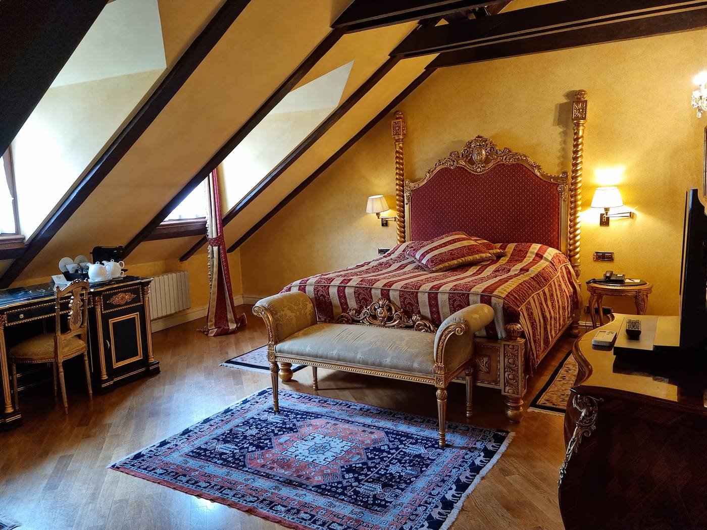 Alchymist-Grand-Hotel-And-Spa-Room-27