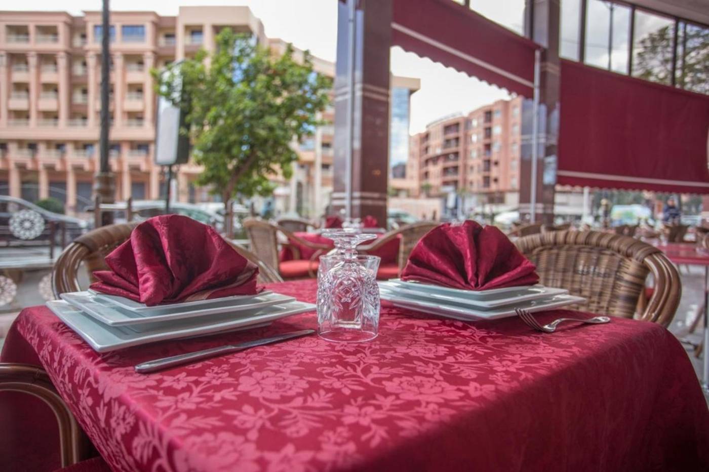 Hotel Les Ambassadeurs 16.10