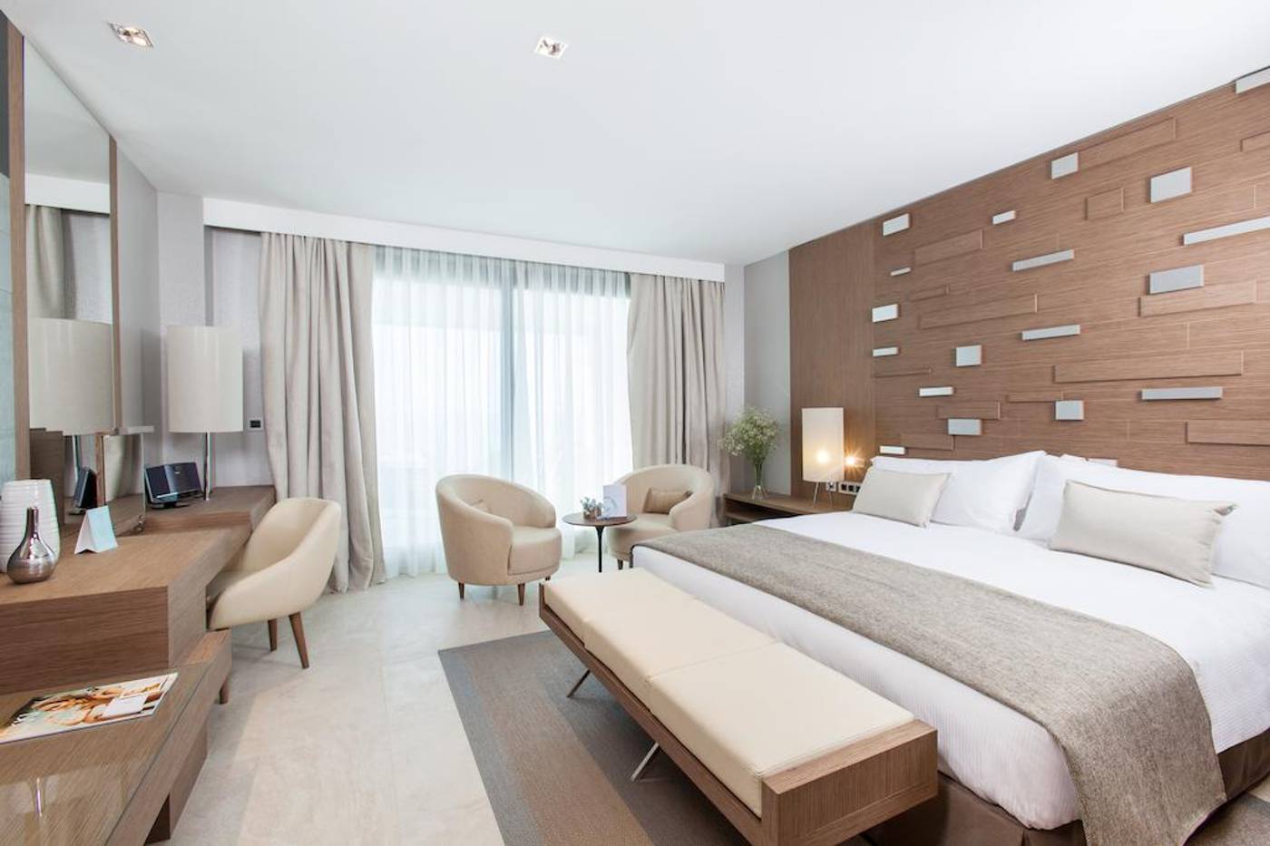 The Oasis by Don Carlos Resort - Adults Only