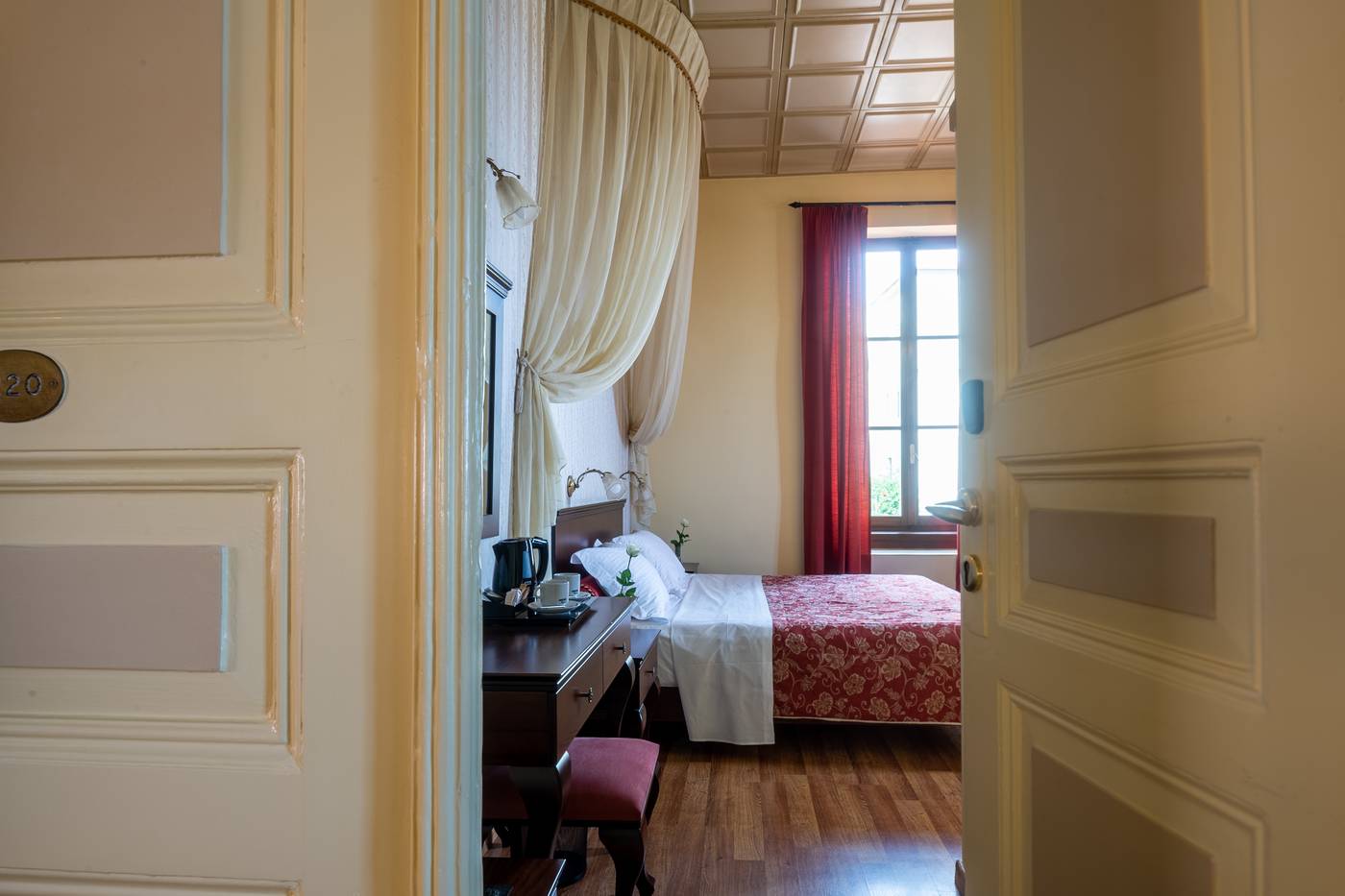 Halepa-Room-23
