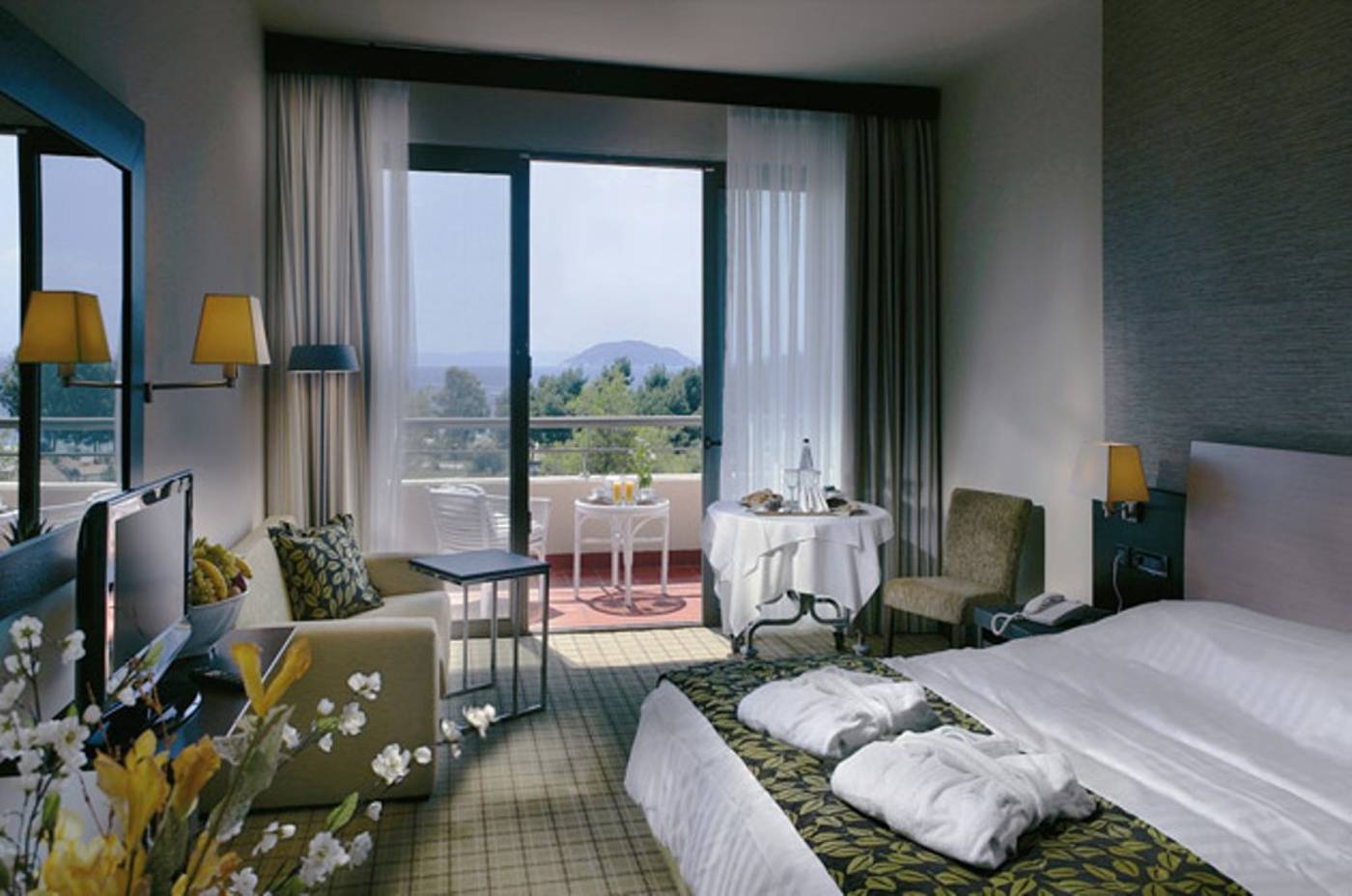 Sithonia---Porto-Carras-Grand-Resort-Room-25