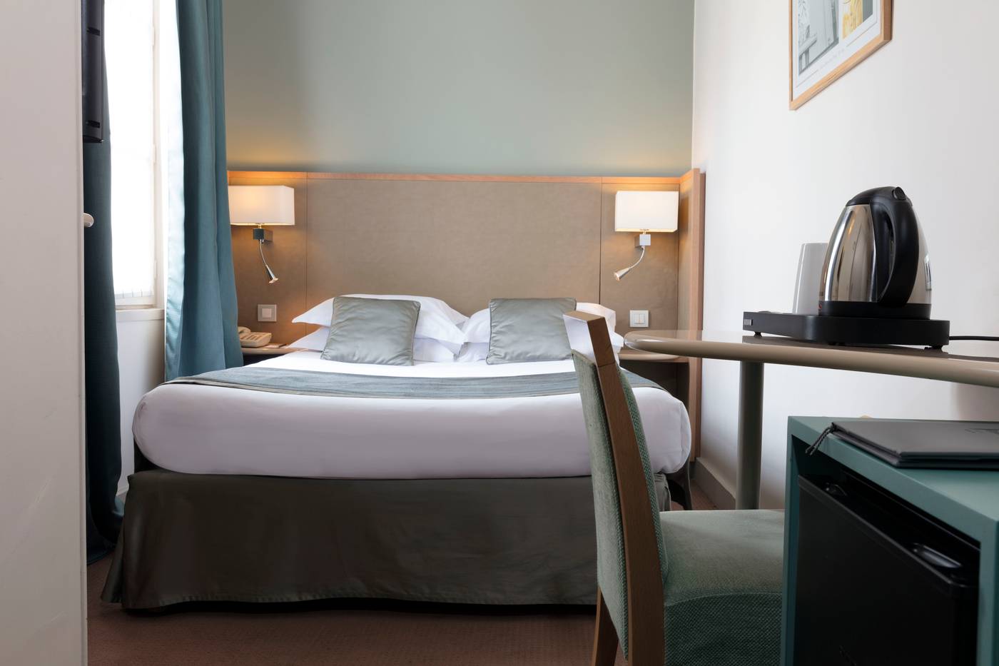 Leonardo-Boutique-Hotel-Paris-Opera-Room-20