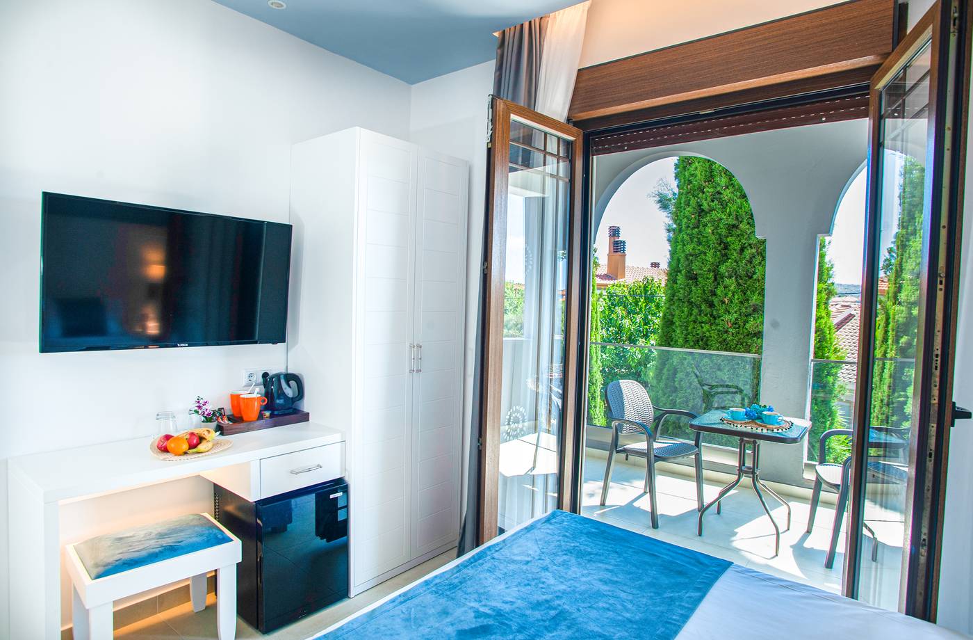 Lily-Ann-Village-Room-29