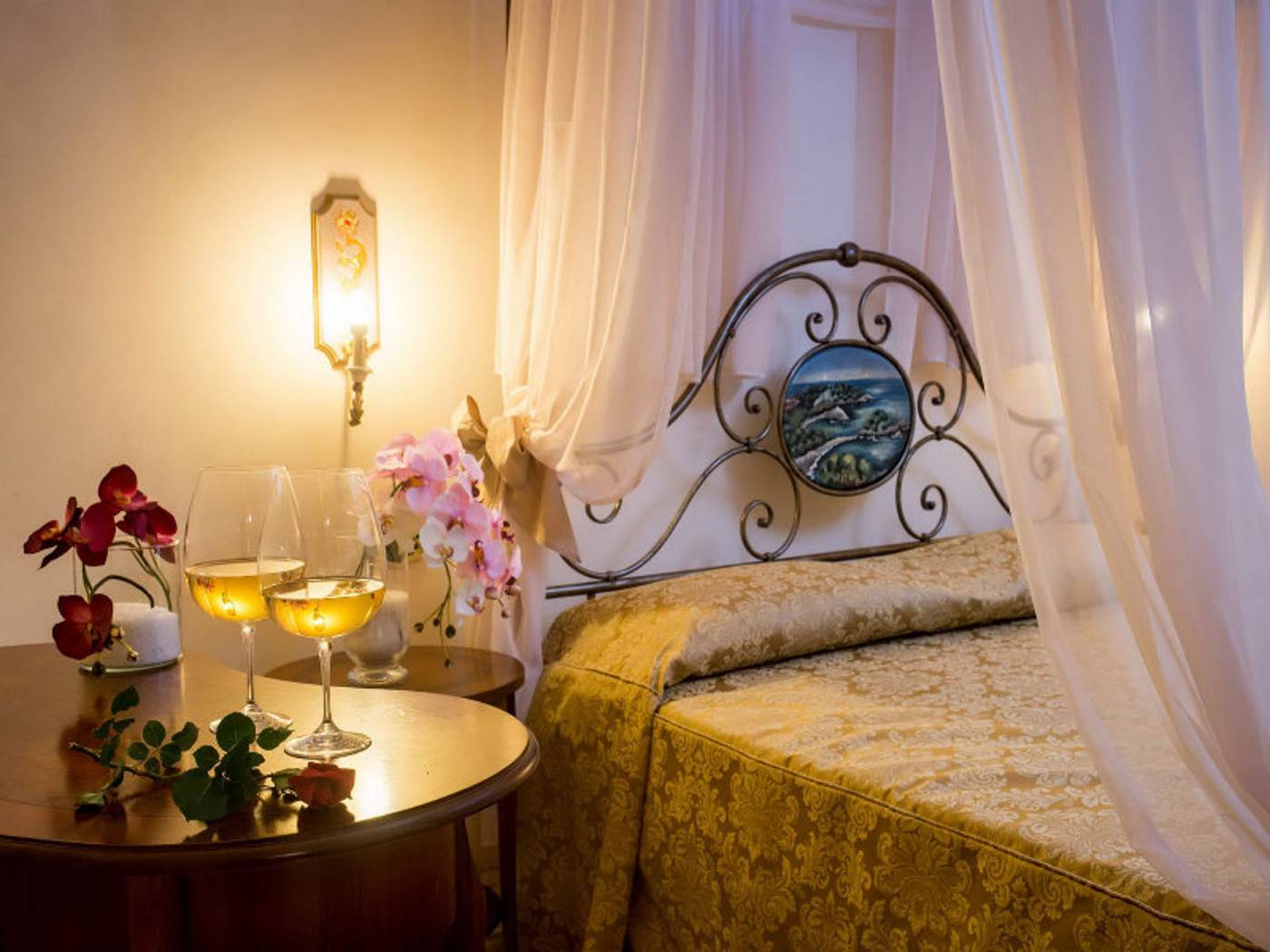Diamond-Hotel-and-Resort-Naxos-Taormina-Room-35