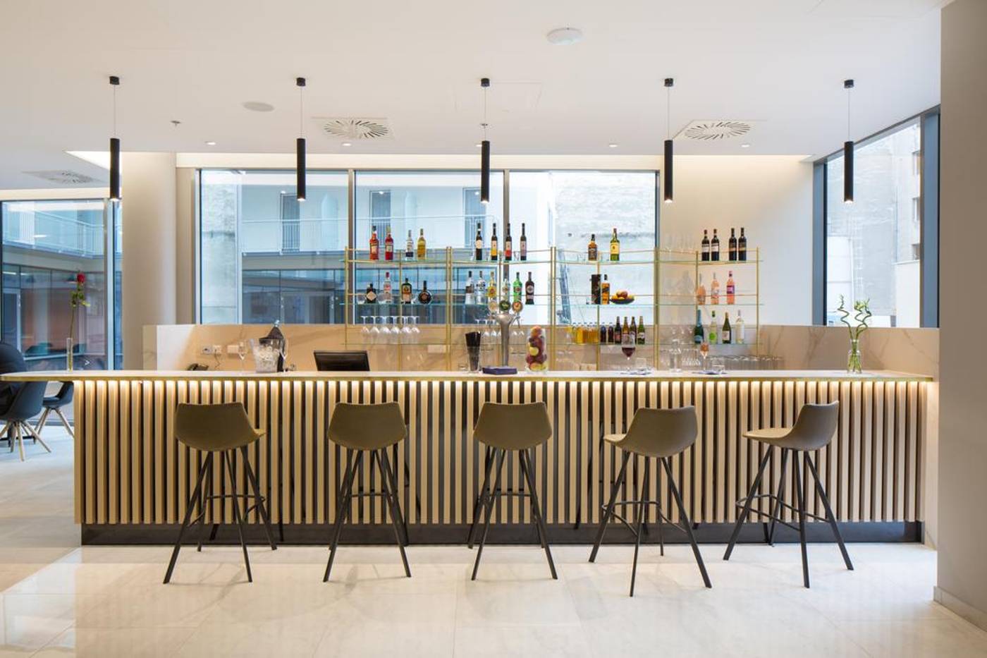 Akeah-Verdi-Budapest-Bar-11